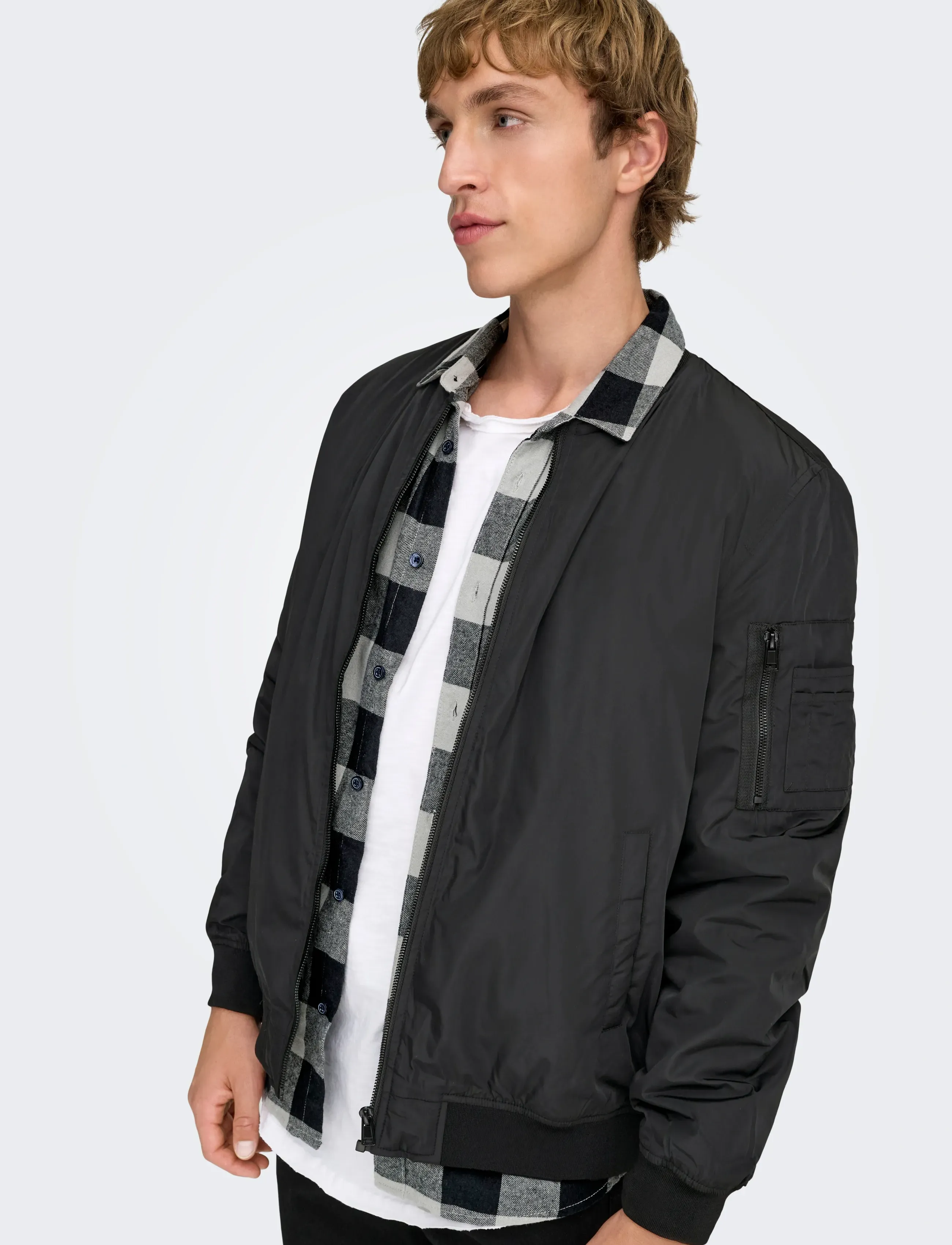 Onsjoshua Bomber Otw 4