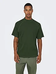 ONLY & SONS - ONSKEITH REG WAFFLE MOCK SS 3654 TEE - lowest prices - rosin - 2