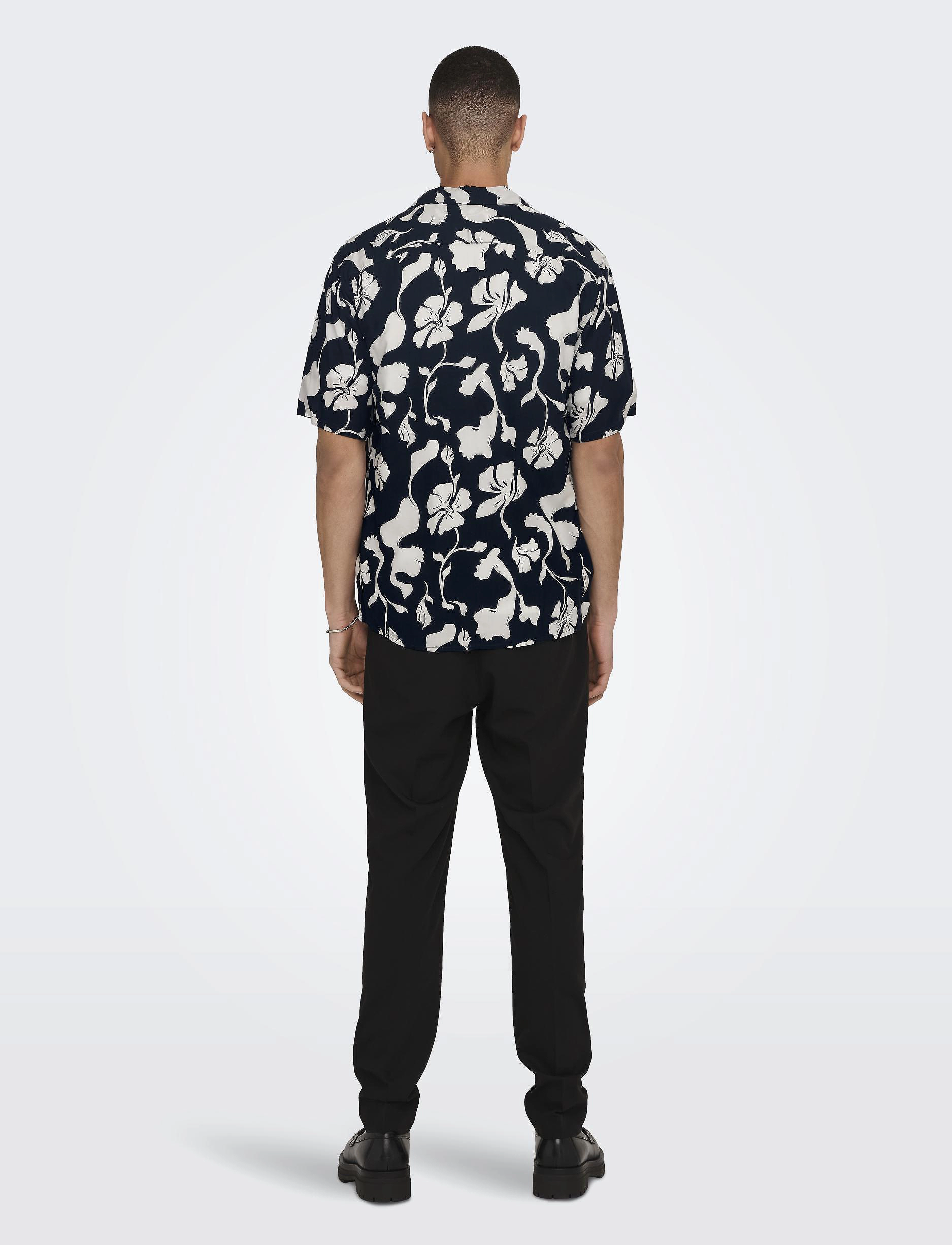 ONLY & SONS - ONSDASH LIFE REG VISC AOP SS SHIRT NOOS - lägsta priserna - dark navy - 3