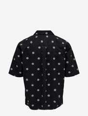 ONLY & SONS - ONSTIE RLX WASHED AOP SS SHIRT - laagste prijzen - black - 1