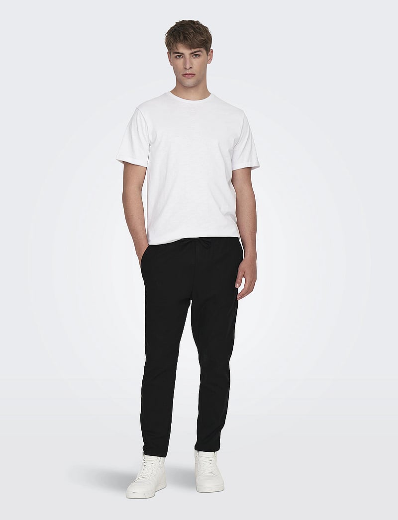 ONLY & SONS - ONSLINUS CROP 0007 COT LIN PNT NOOS - pantalons en lin - black - 4