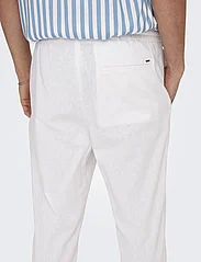 ONLY & SONS - ONSLINUS CROP 0007 COT LIN PNT NOOS - najniższe ceny - bright white - 6