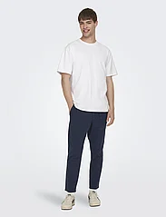 ONLY & SONS - ONSLINUS CROP 0007 COT LIN PNT NOOS - linen trousers - dark navy - 4