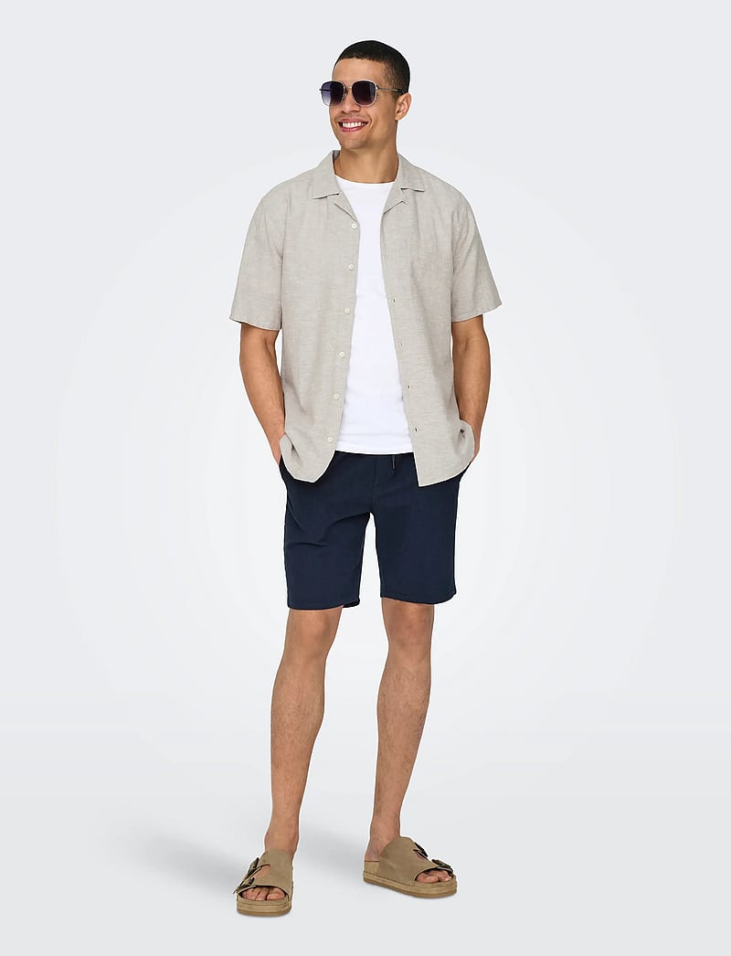 ONLY & SONS - ONSCAIDEN SS SOLID RESORT LINEN SHIRT - linskjorter - chinchilla - 4