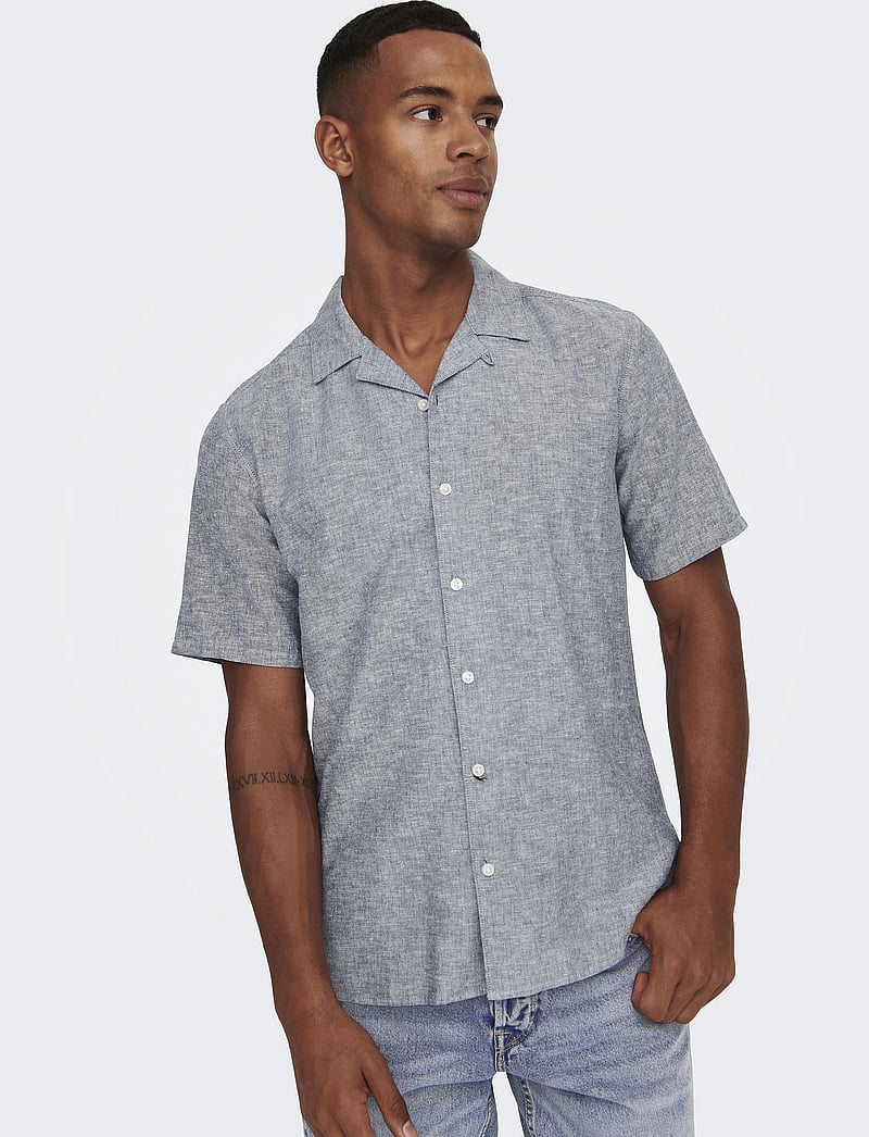 ONLY & SONS - ONSCAIDEN SS SOLID RESORT LINEN SHIRT - leinenhemden - dress blues - 5