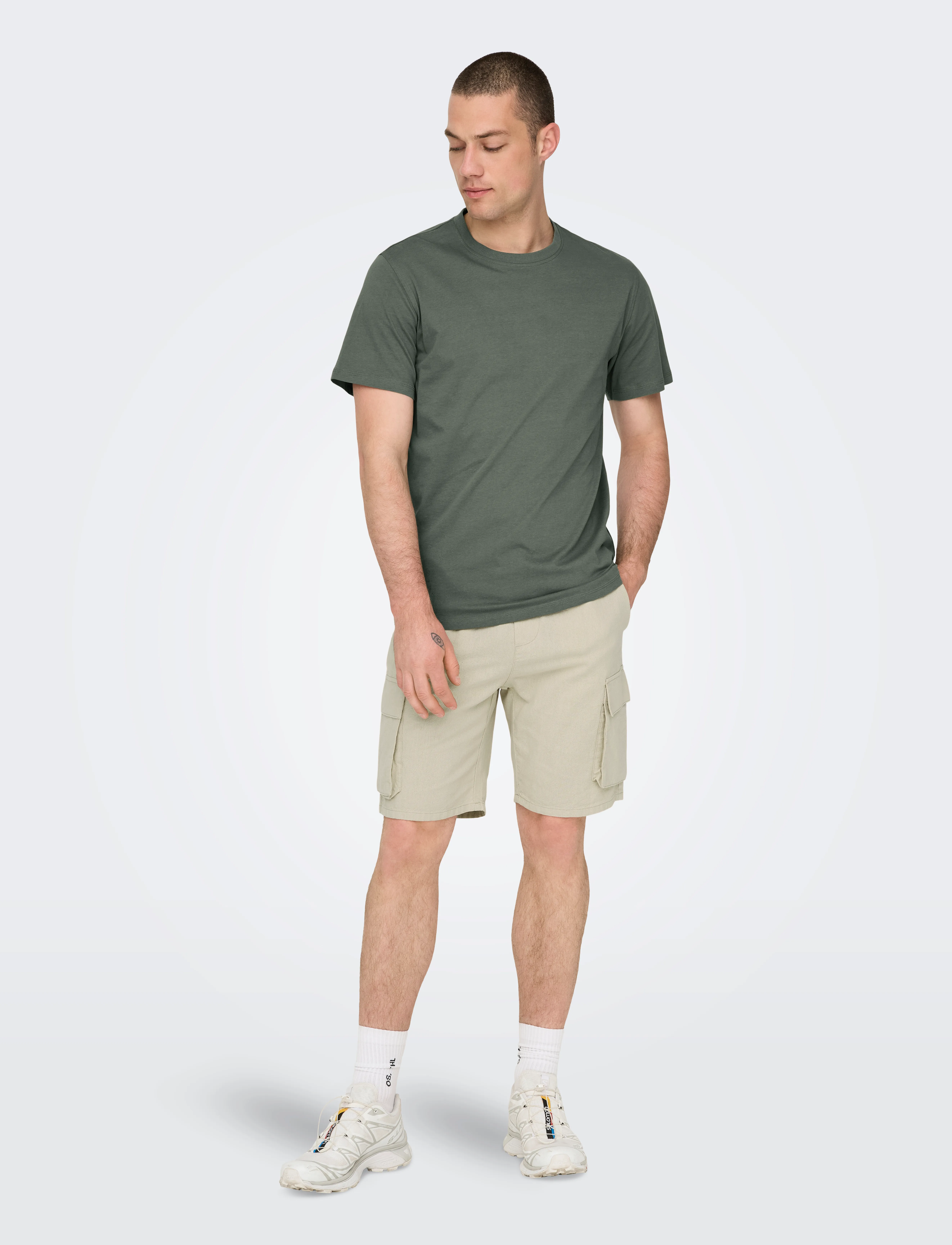 ONLY & SONS - ONSMAX LIFE SS STITCH TEE NOOS - lühikeste varrukatega t-särgid - castor gray - 4