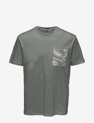 ONLY & SONS - ONSPERRY LIFE REG LEAF SS POCKETTEE NOOS - mažiausios kainos - castor gray - 0