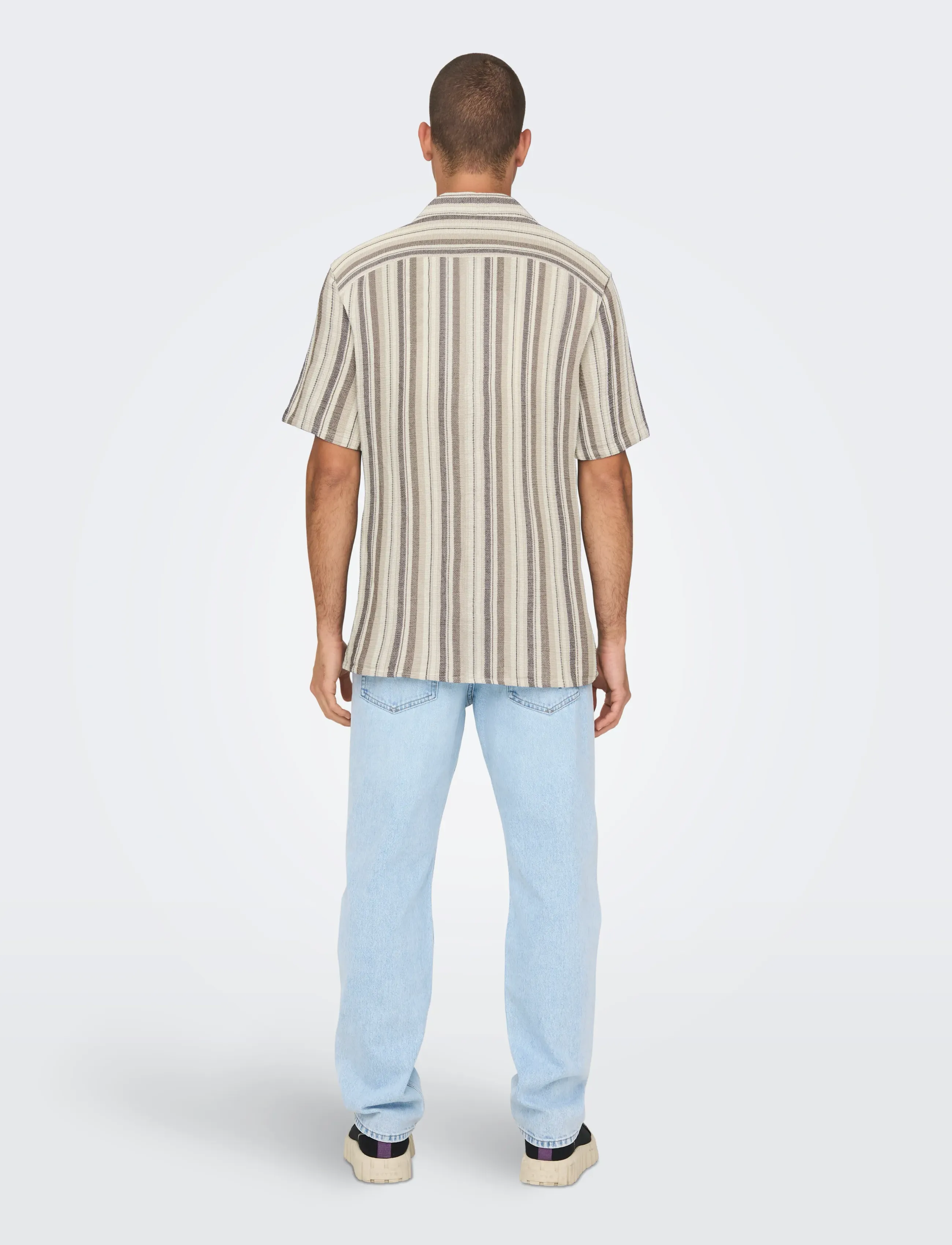 ONLY & SONS - ONSTREV LIFE REG STRIPE SS SHIRT NOOS - kortärmade skjortor - gardenia - 3
