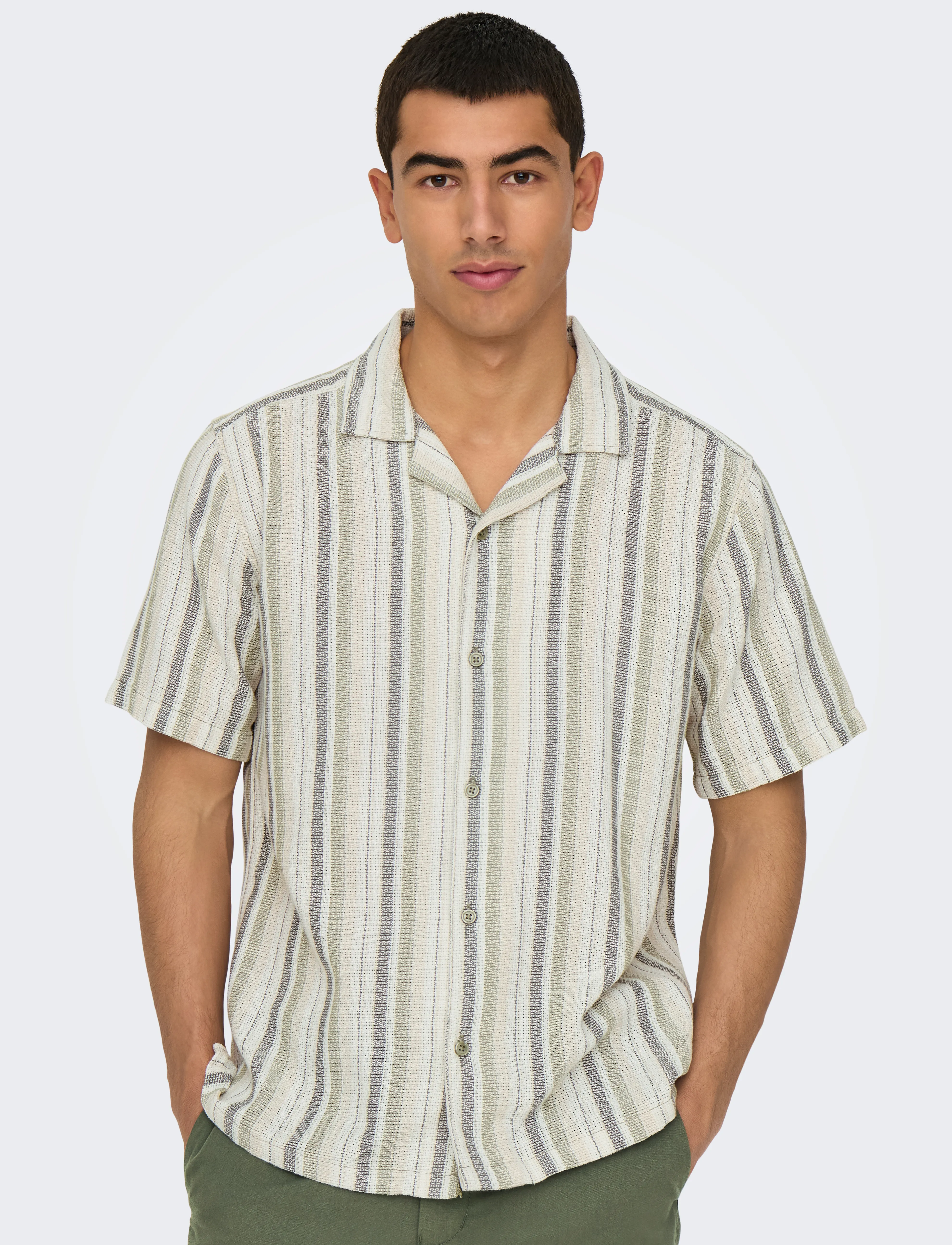 ONLY & SONS - ONSTREV LIFE REG STRIPE SS SHIRT NOOS - overhemden met korte mouw - seagrass - 4