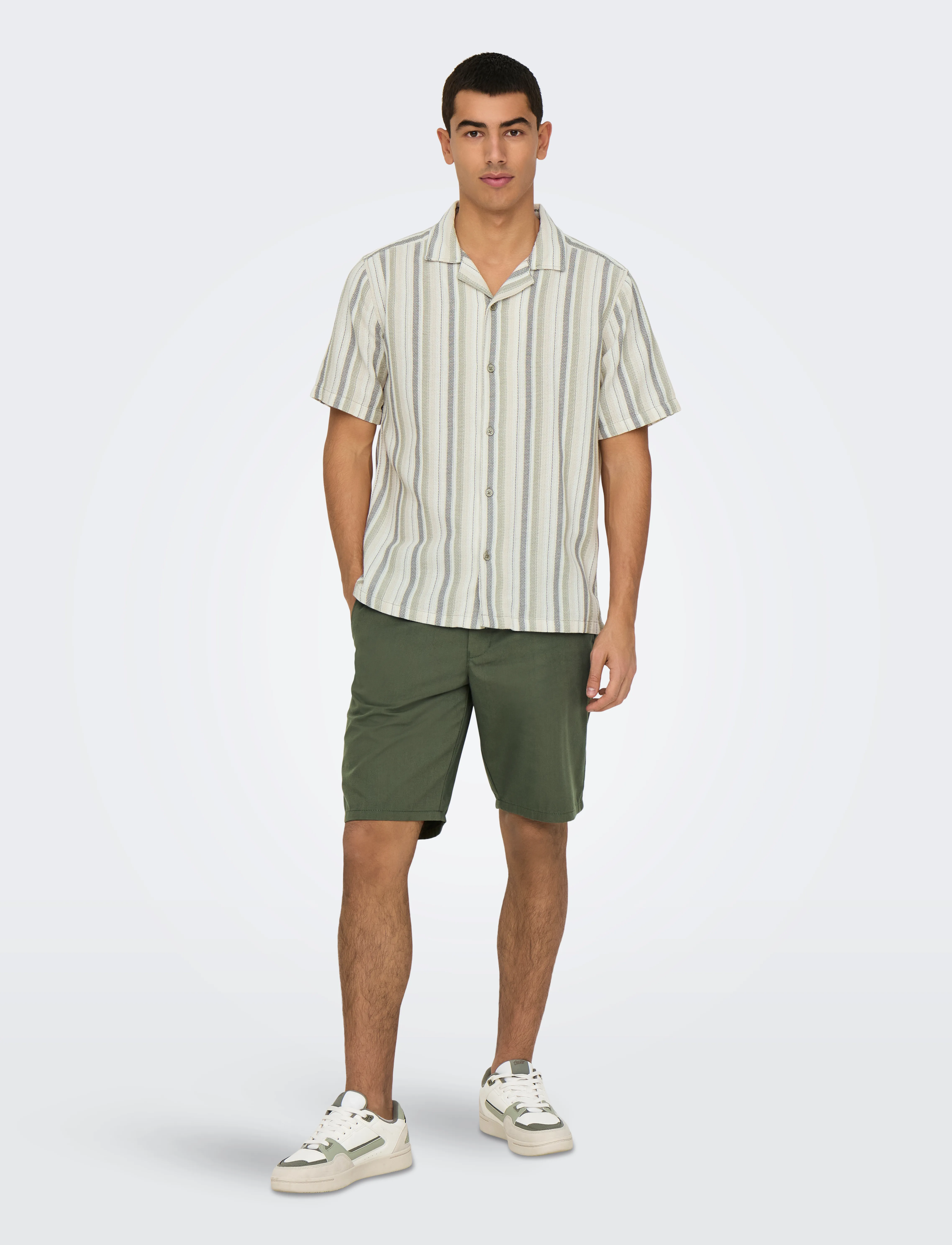 ONLY & SONS - ONSTREV LIFE REG STRIPE SS SHIRT NOOS - overhemden met korte mouw - seagrass - 5
