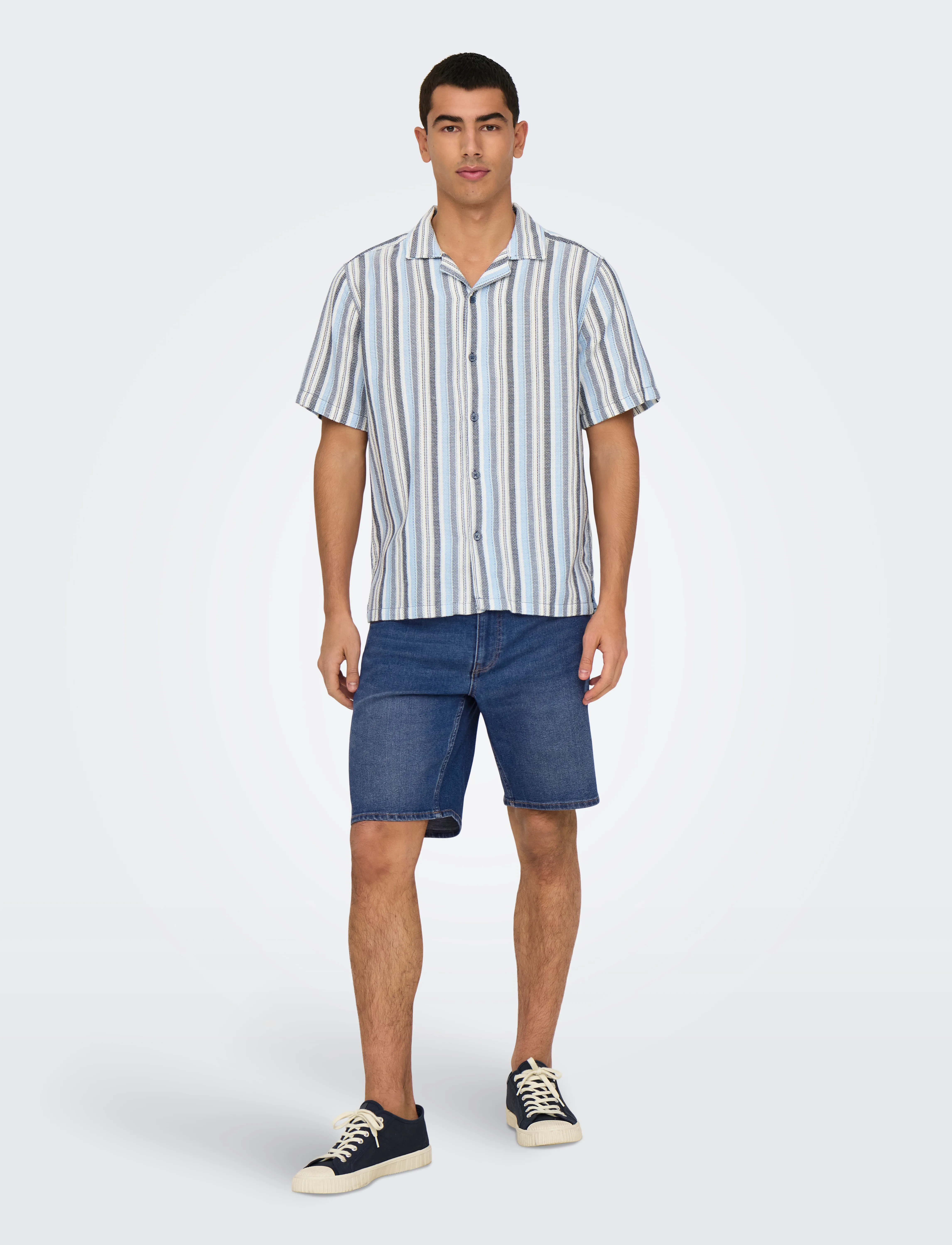 ONLY & SONS - ONSTREV LIFE REG STRIPE SS SHIRT NOOS - kurzarmhemden - vintage indigo - 4