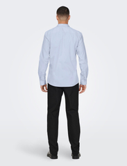 ONLY & SONS - ONSANDY SLIM EASY IRON POPLIN SHIRT NOOS - formele overhemden - cashmere blue - 3