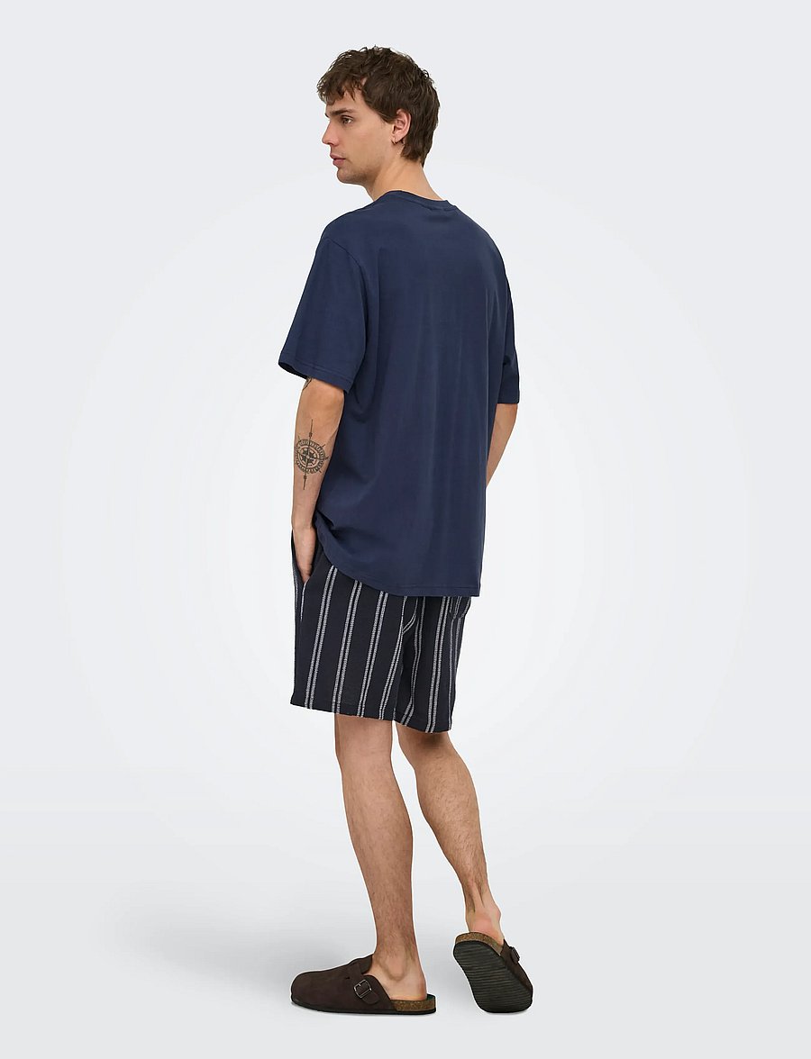 ONLY & SONS - ONSTREV LIFE REG STRUC STRIPE SHORTS - freizeitshorts - dark navy - 3