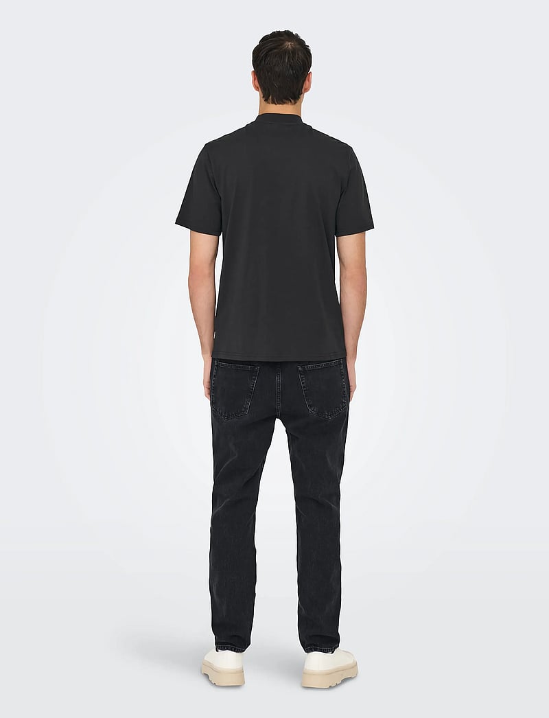 ONLY & SONS - ONSOTIS LIFE REG MOCK NECK TEE - kortærmede t-shirts - jet black - 3