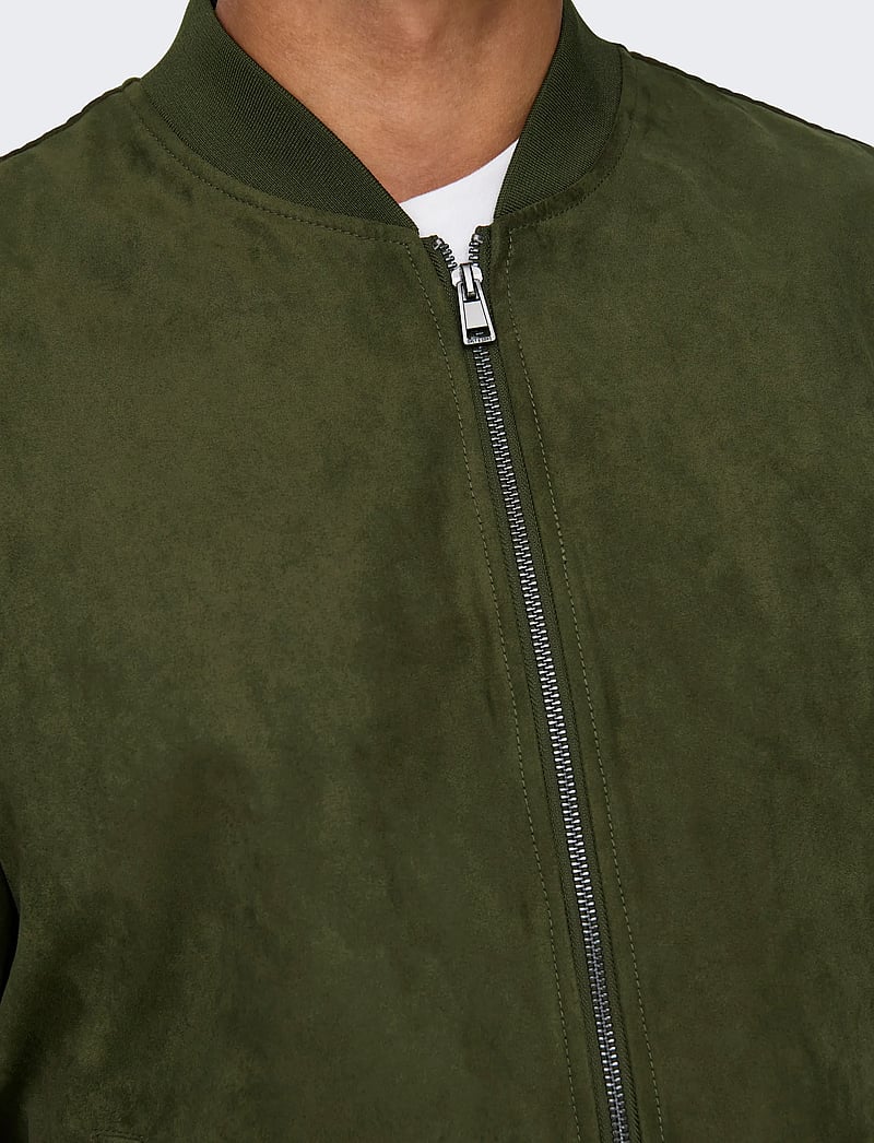ONLY & SONS - ONSLUCAS FAKE SUEDE BOMBER OTW NOOS - vestes de printemps - olive night - 4