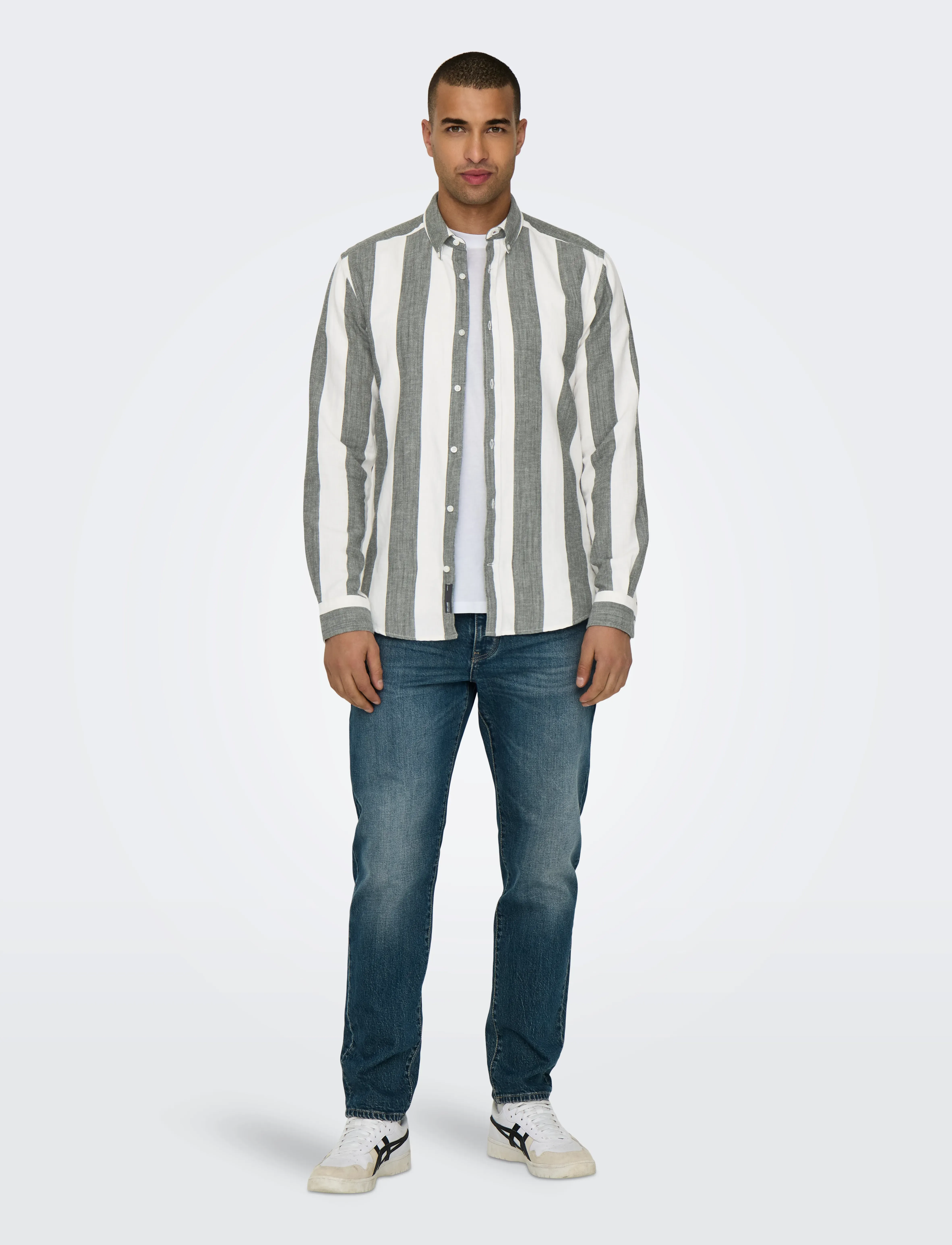 ONLY & SONS - ONSARLO SLIM LS STRIPE HRB LINEN SHIRT - hörskyrtur - duffel bag - 5