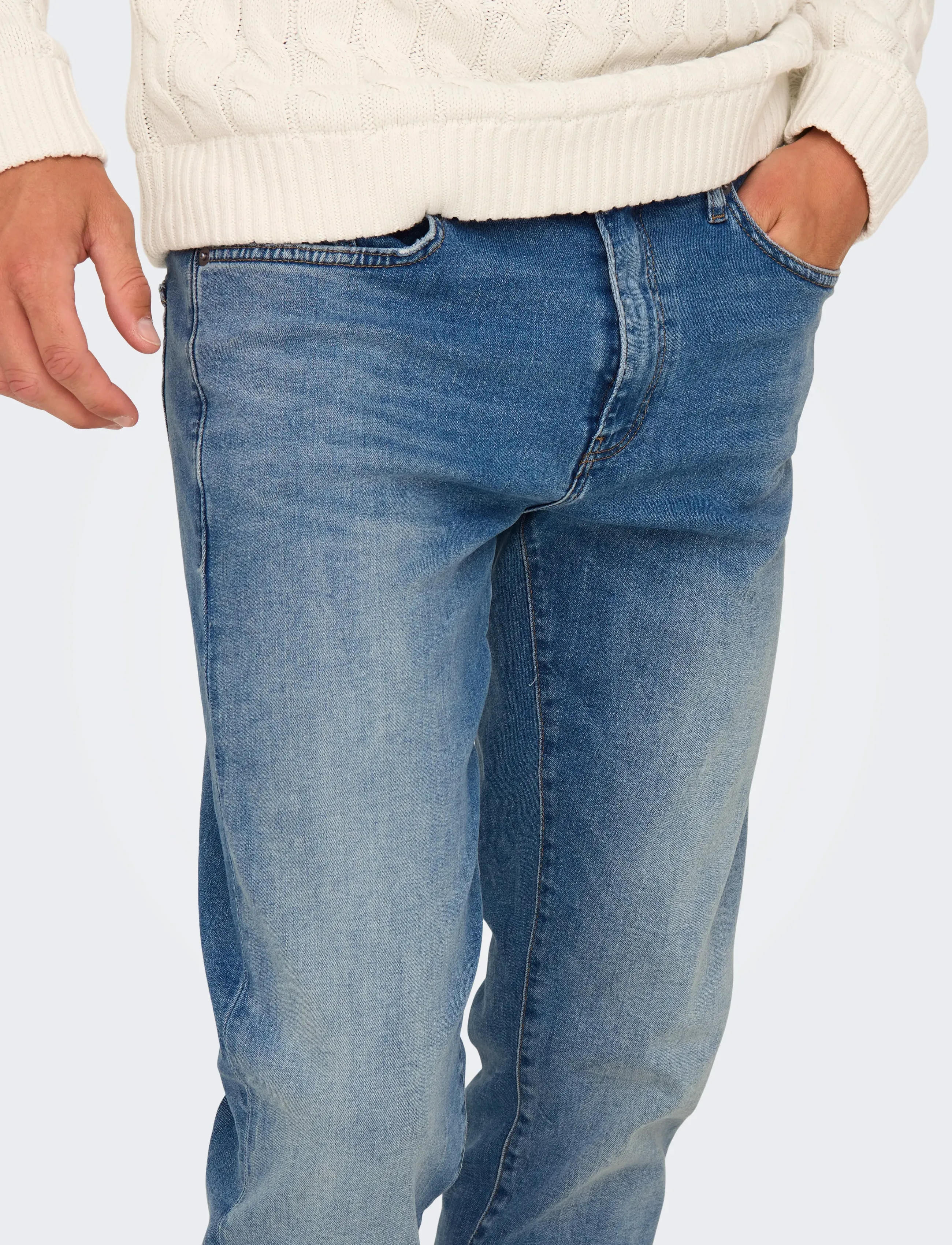 ONLY & SONS ONSWEFT REGULAR LMB 8264 AZG DNM NOOS - Jeans - LIGHT MEDIUM BLUE DENIM / blue