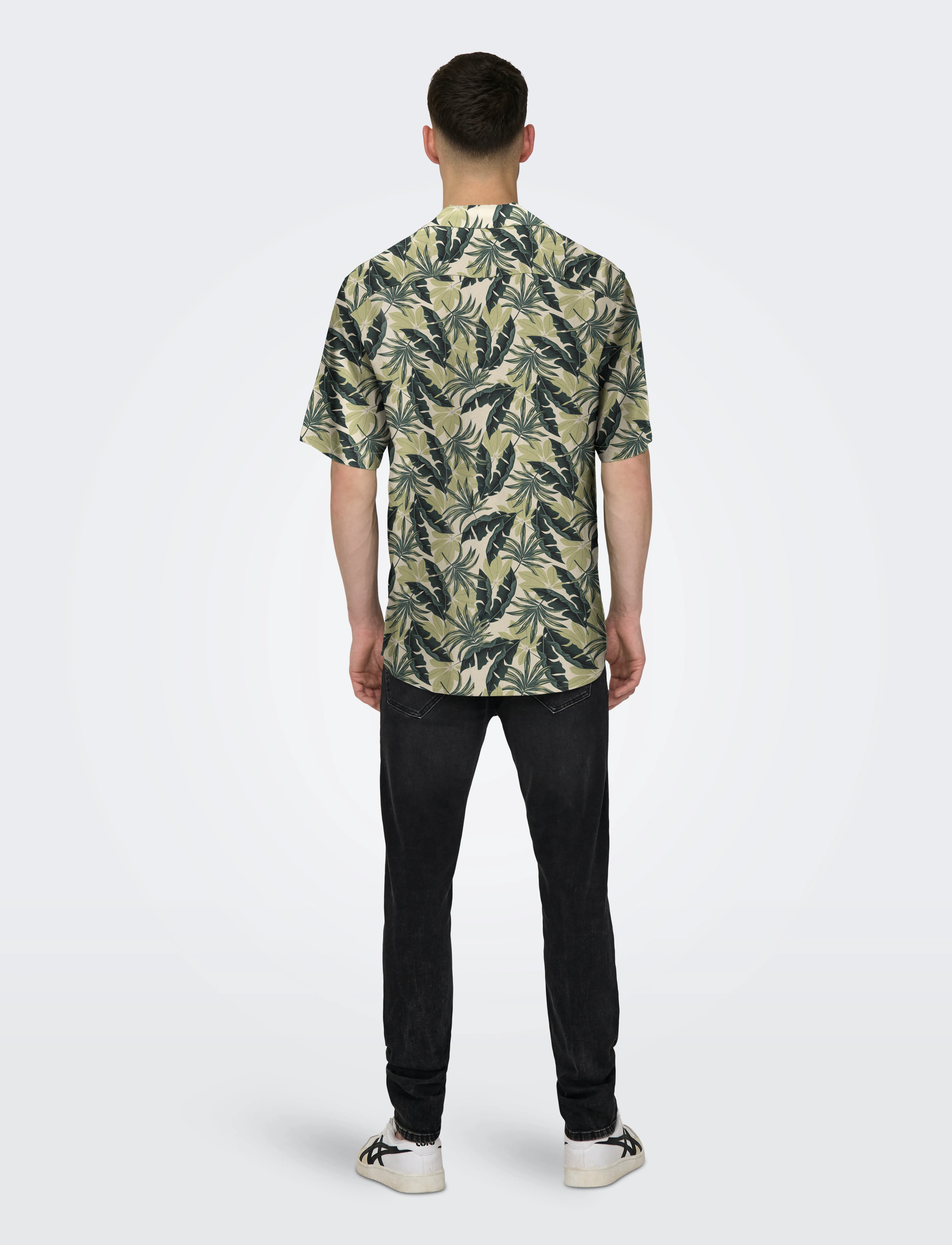 ONLY & SONS - ONSWAYNE LIFE AOP SS VISCOSE SHIRT NOOS - kortærmede skjorter - kambaba - 3