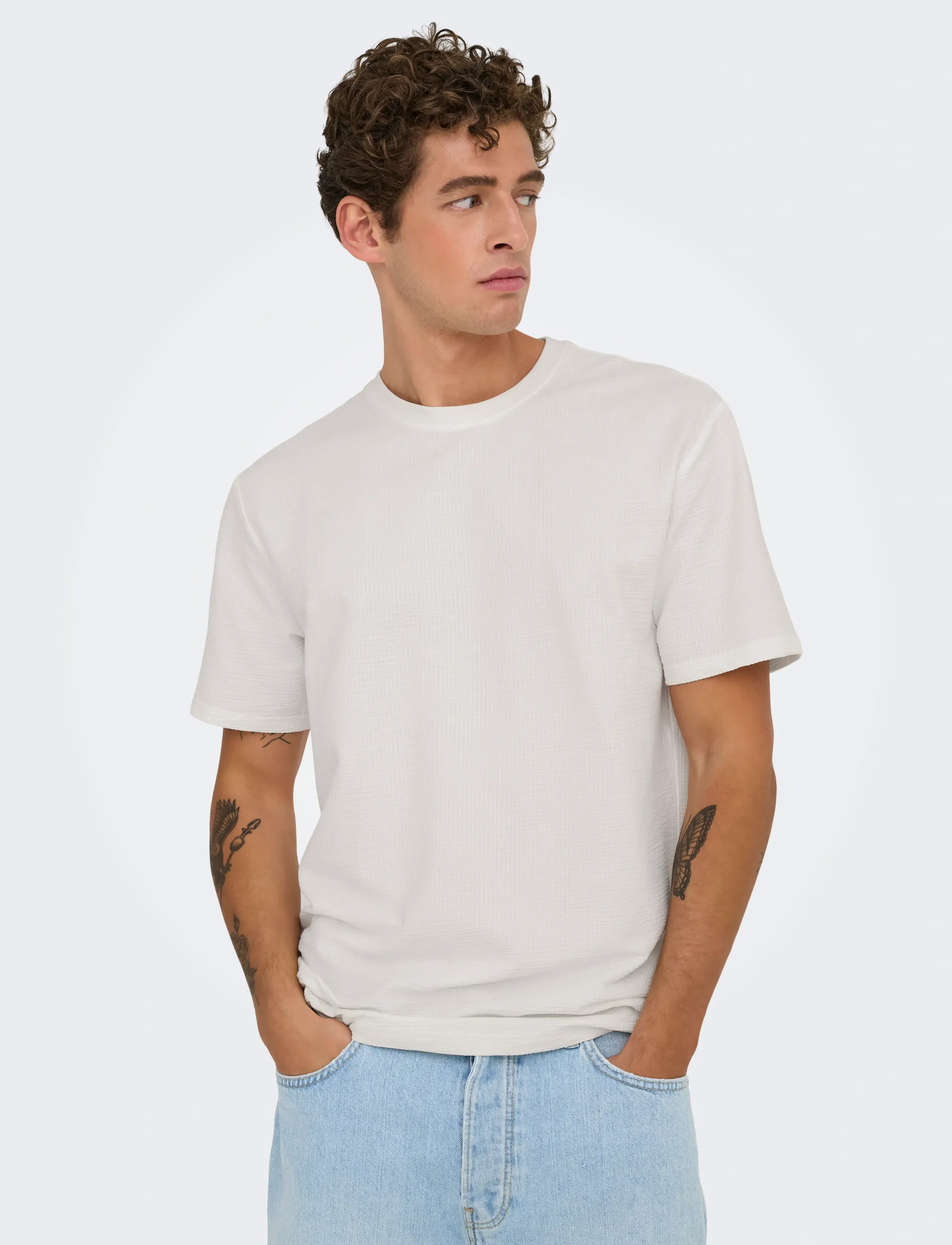 ONLY & SONS - ONSKIAN LIFE REG SEERSUCKER SS TEE NOOS - kurzärmelig - cloud dancer - 5