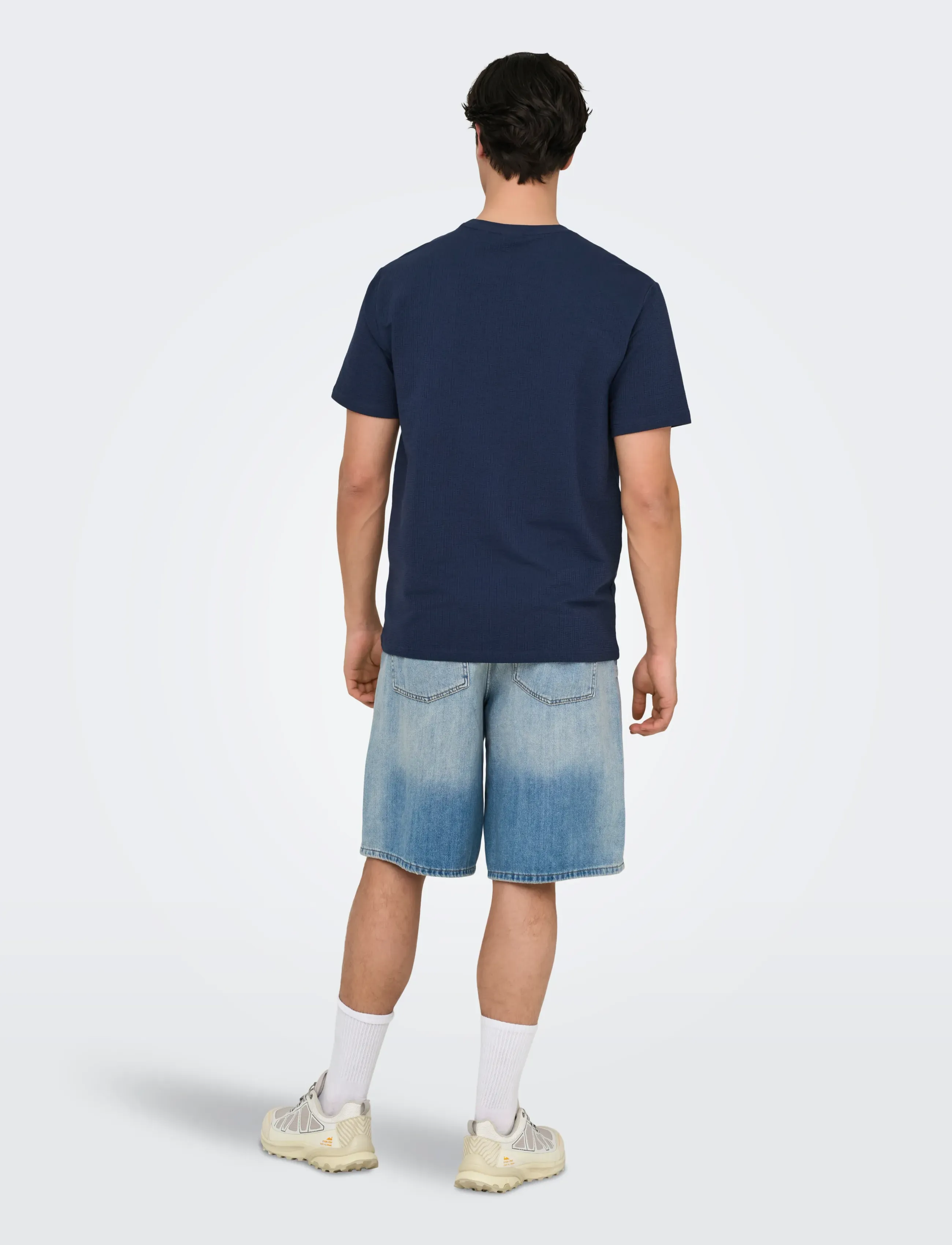 ONLY & SONS - ONSKIAN LIFE REG SEERSUCKER SS TEE NOOS - kortærmede t-shirts - naval academy - 3