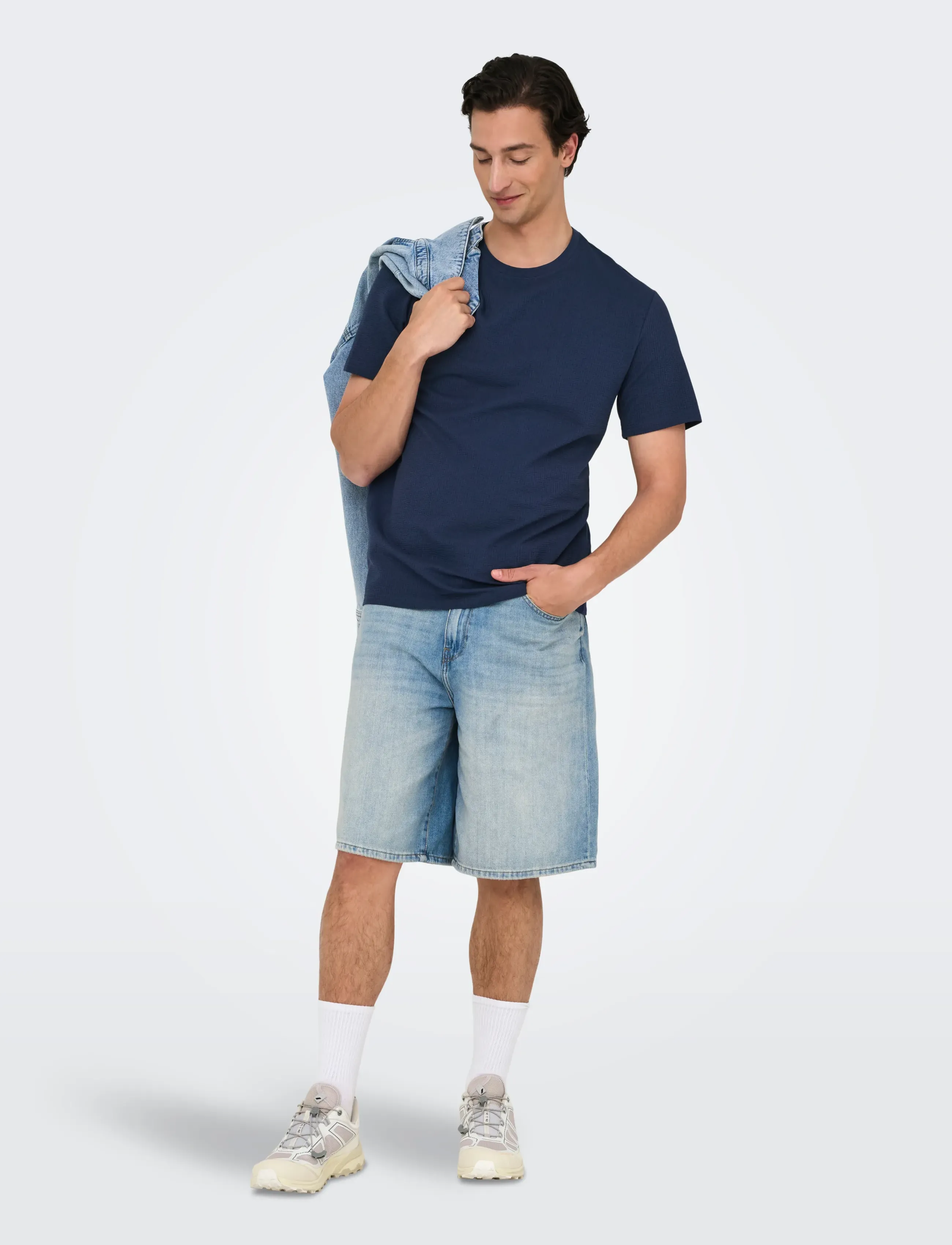 ONLY & SONS - ONSKIAN LIFE REG SEERSUCKER SS TEE NOOS - kortærmede t-shirts - naval academy - 4