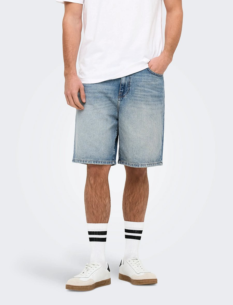 ONLY & SONS - ONSFADE MB TINT 9085 TAI DNM SHORTS NOOS - jeans shorts - medium blue denim - 0