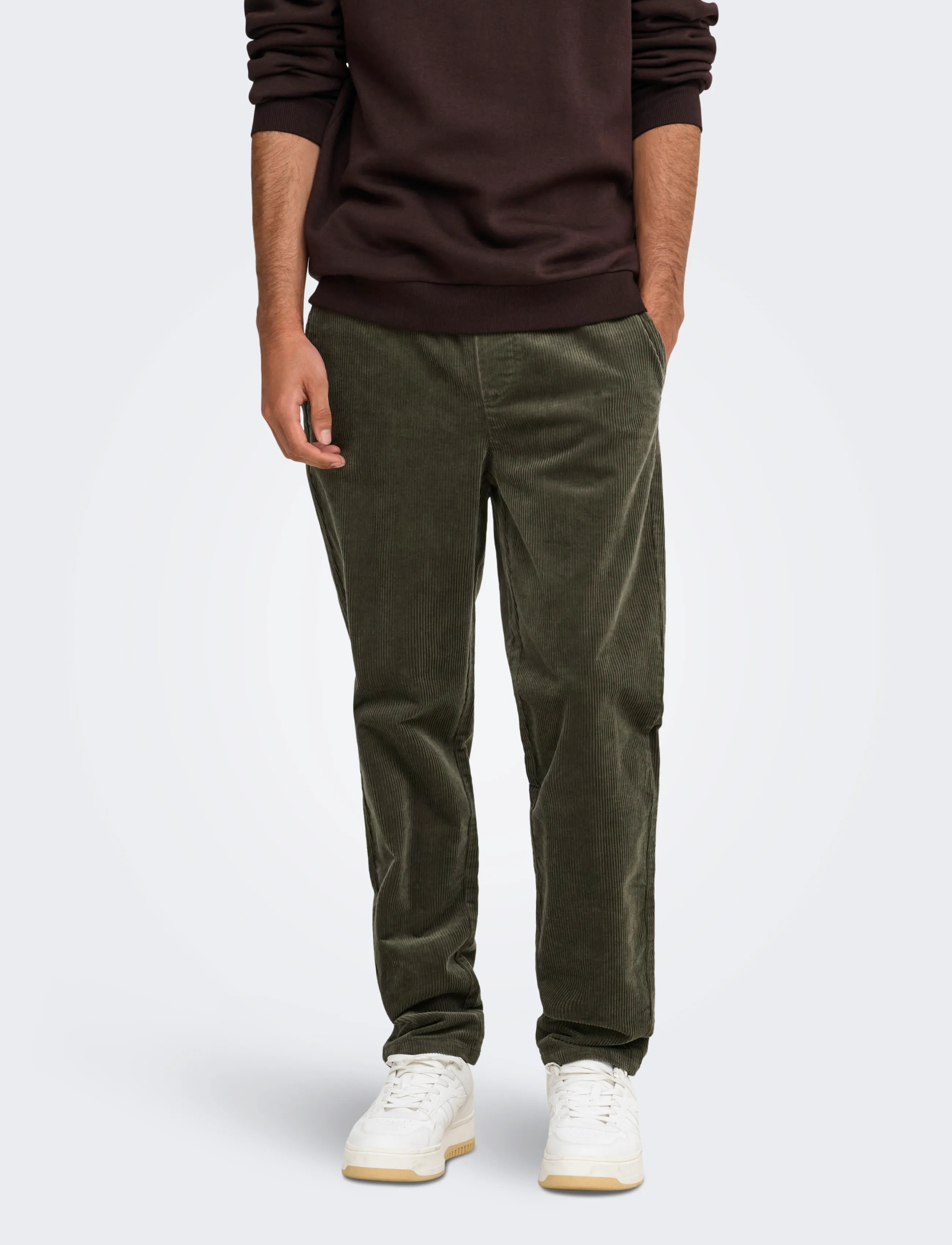 ONLY & SONS ONSLINUS TAP CORDUROY 0185 PANT NOOS - Kollektionen - BELUGA / khaki/green