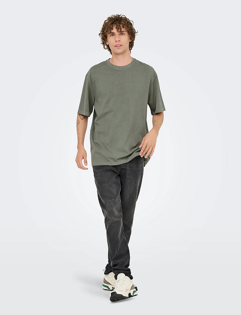 ONLY & SONS - ONSDISTRESS RLX SS TEE NOOS - short-sleeved t-shirts - castor gray - 4