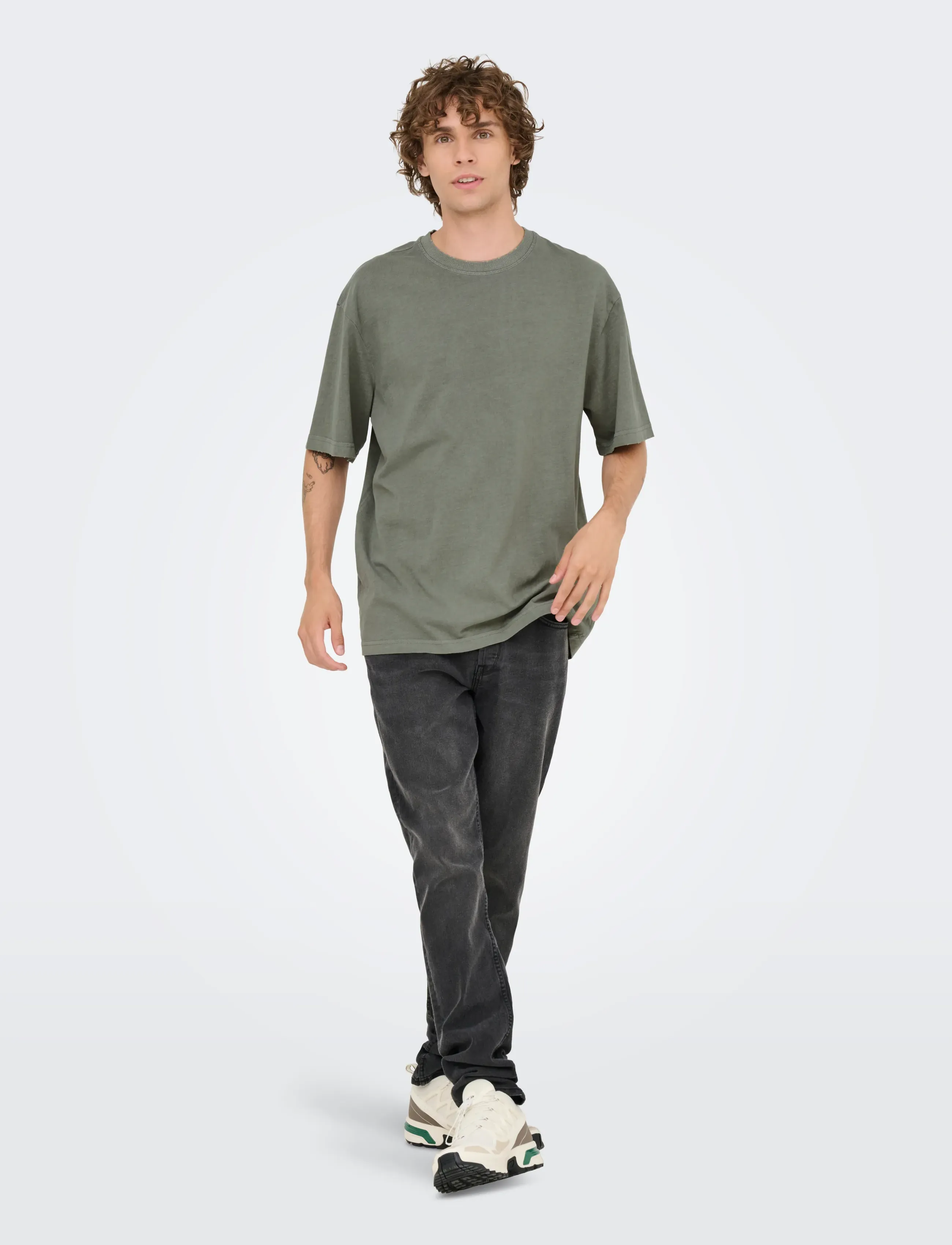ONLY & SONS - ONSDISTRESS RLX SS TEE NOOS - die niedrigsten preise - castor gray - 4