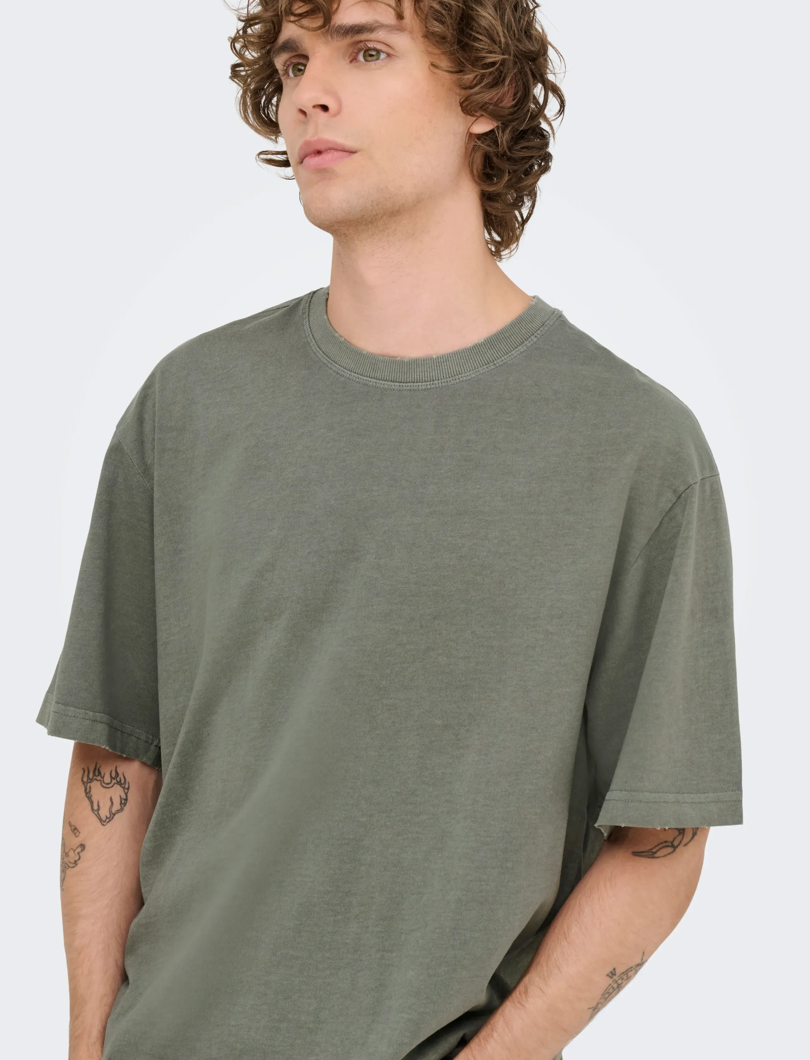 ONLY & SONS - ONSDISTRESS RLX SS TEE NOOS - die niedrigsten preise - castor gray - 5