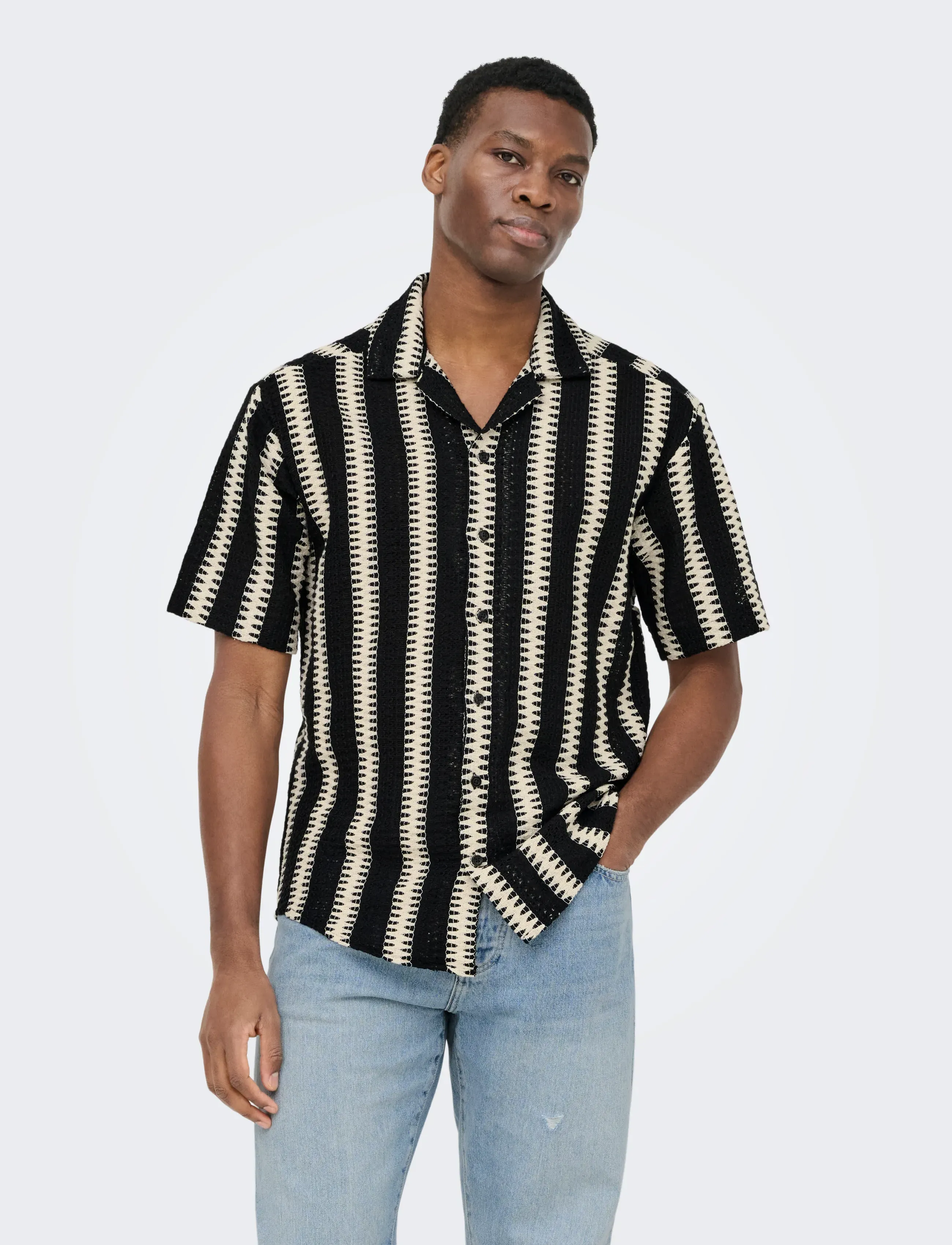 ONLY & SONS ONSDANI CROCHET SS SHIRT NOOS - Kortärmade skjortor - BLACK / black