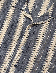 ONLY & SONS - ONSDANI CROCHET SS SHIRT FW - kortärmade skjortor - flint stone - 3