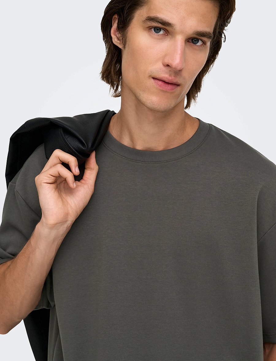 ONLY & SONS - ONSCASPIAN AIRFLEX BOXY SS TEE NOOS - lühikeste varrukatega t-särgid - beluga - 5