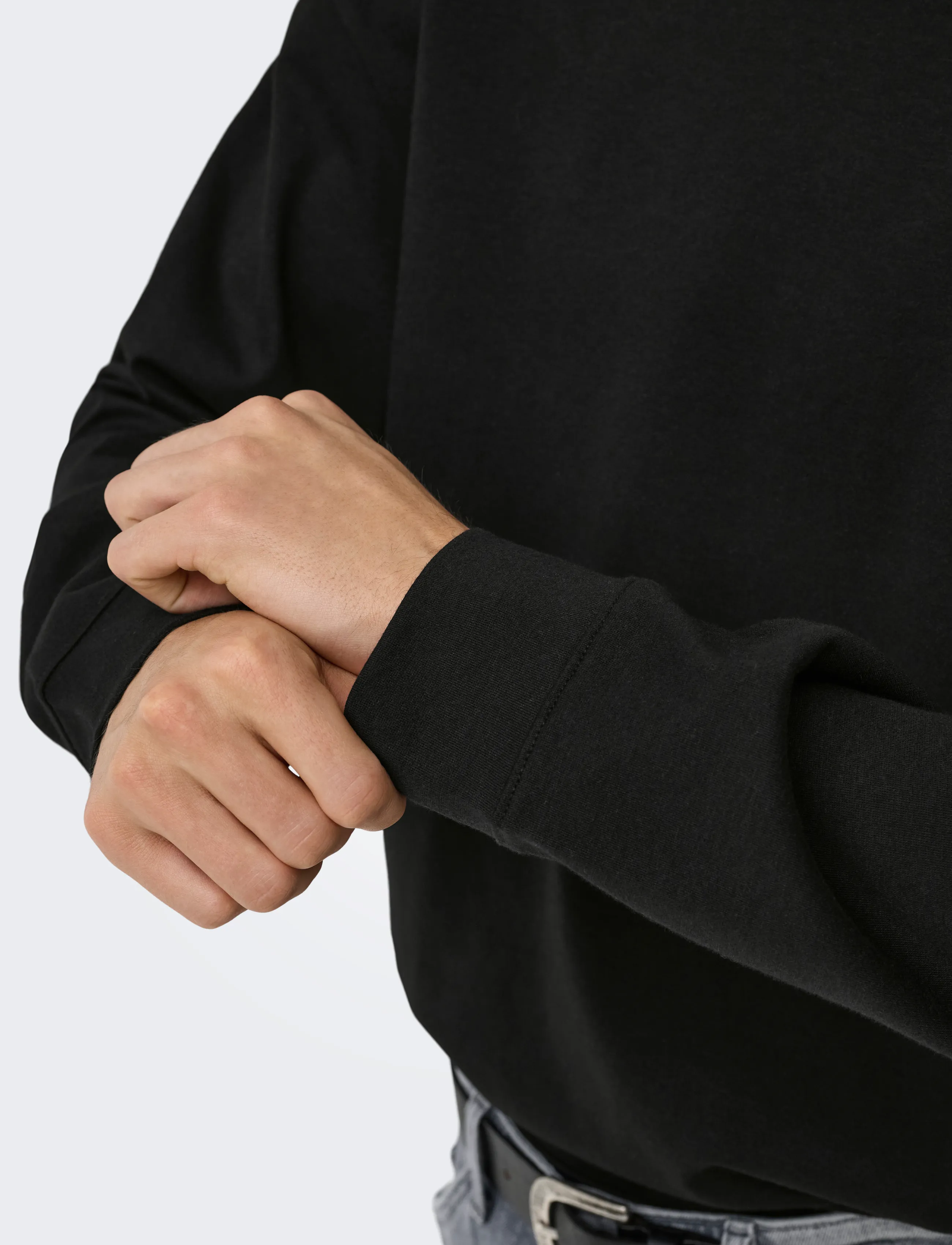 ONLY & SONS - ONSCASPIAN AIRFLEX RLX LS TEE NOOS - black - 5