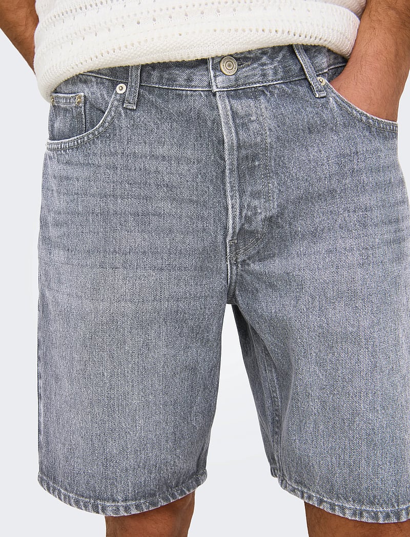ONLY & SONS - ONSEDGE MG 2042 TAI DNM SHORTS NOOS - short en jean - medium grey denim - 5