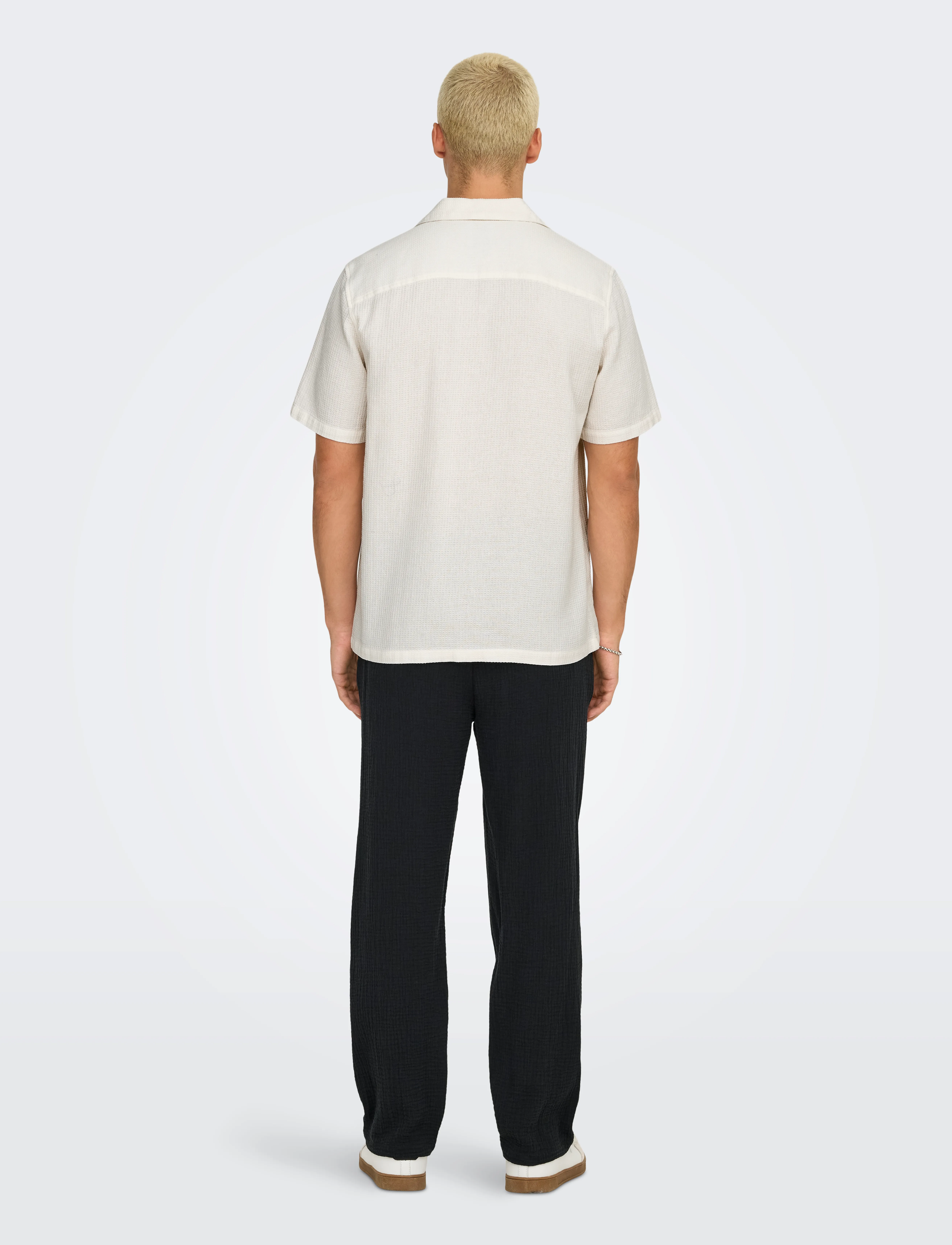 ONLY & SONS - ONSBERTIL WAFFLE SS RESORT SHIRT - chemises à manches courtes - cloud dancer - 3