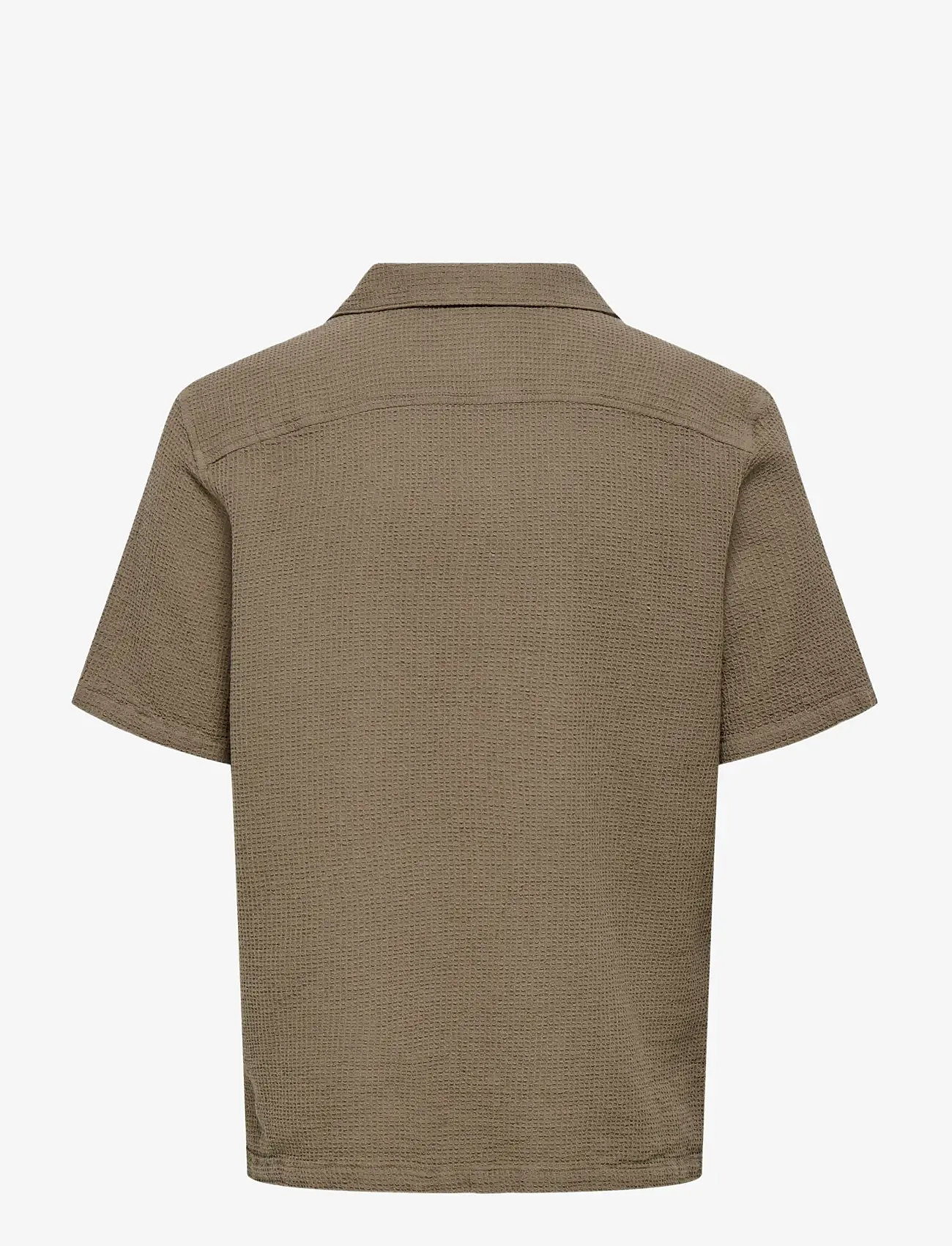 ONLY & SONS - ONSBERTIL WAFFLE SS RESORT SHIRT - kortærmede skjorter - walnut - 1