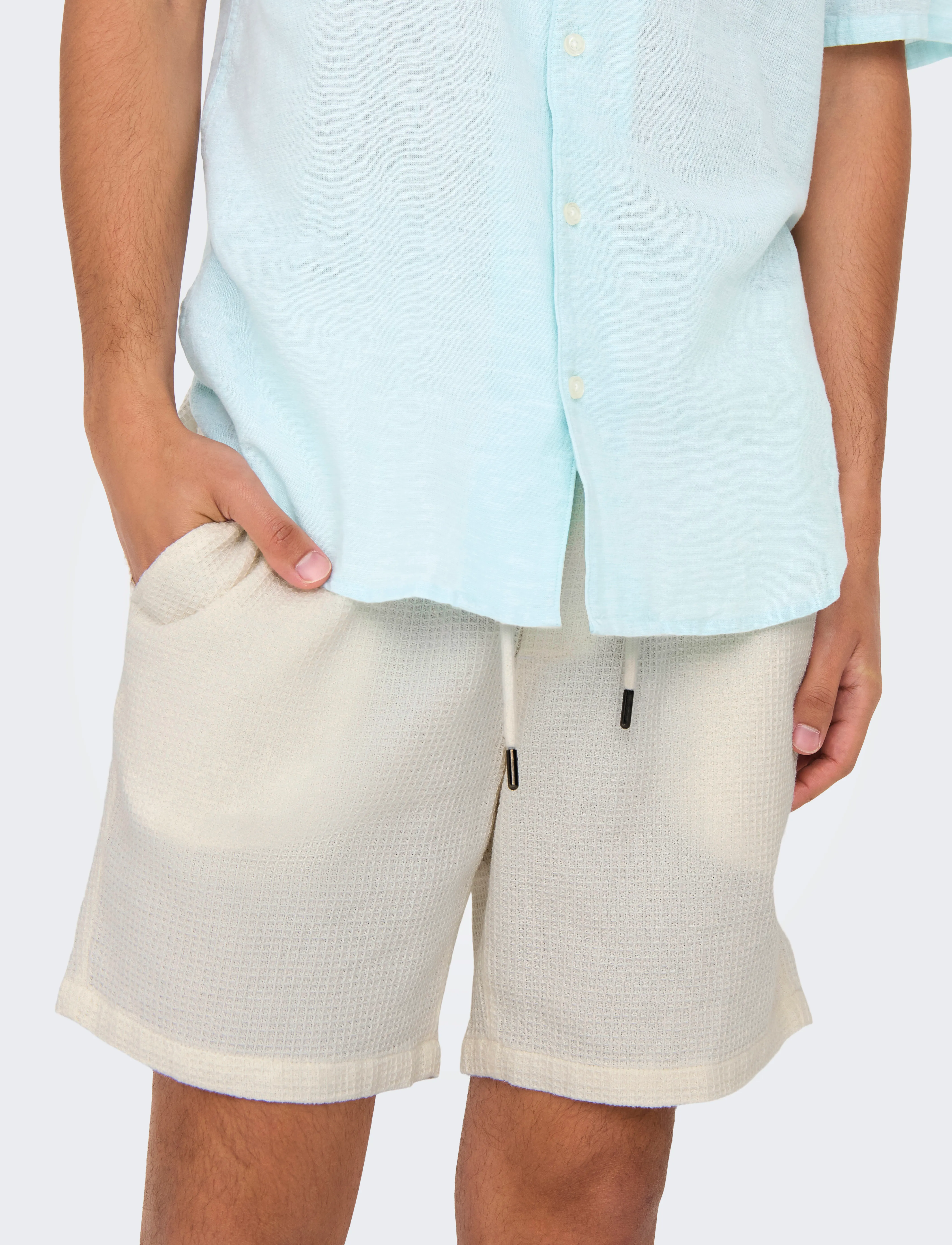 ONLY & SONS - ONSBERTIL WAFFLE SHORTS - lühikesed vabaajapüksid - cloud dancer - 4