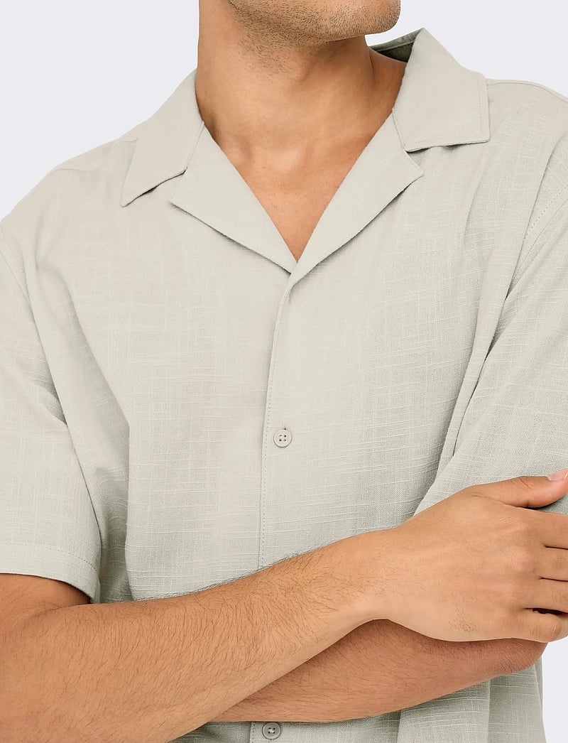 ONLY & SONS - ONSJANNICK STRUCTURE SS RESORT SHIRT - overhemden met korte mouw - silver lining - 5