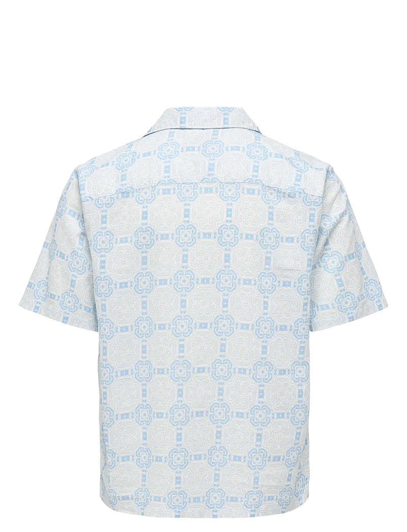ONLY & SONS - ONSCAIDEN REG FIT AOP SHIRT - linen shirts - glacier lake - 1