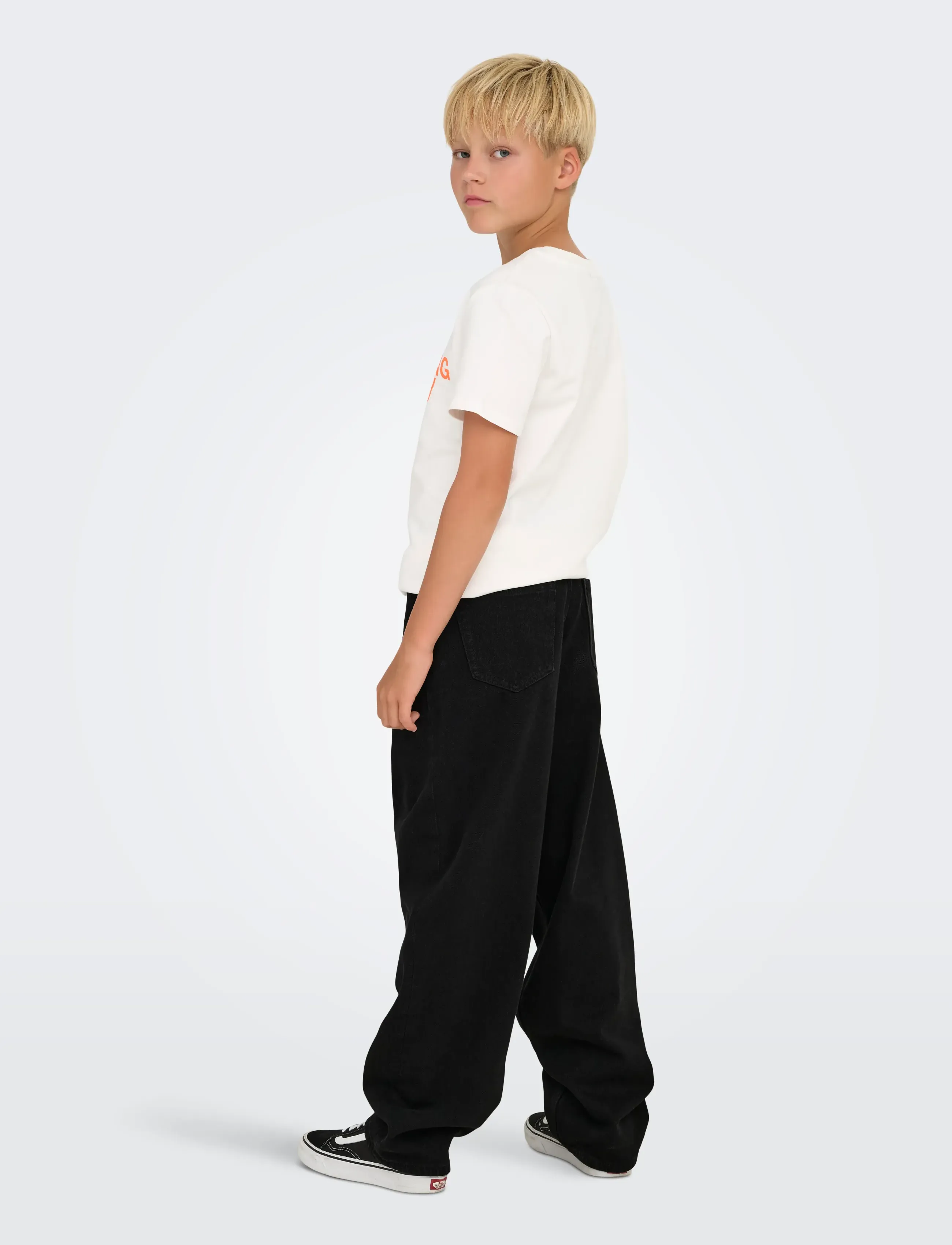 ONLY & SONS - OSJFADE LOOSE BLACK 2874 PIM DNM NOOS - alt laienevad teksad - black denim - 3