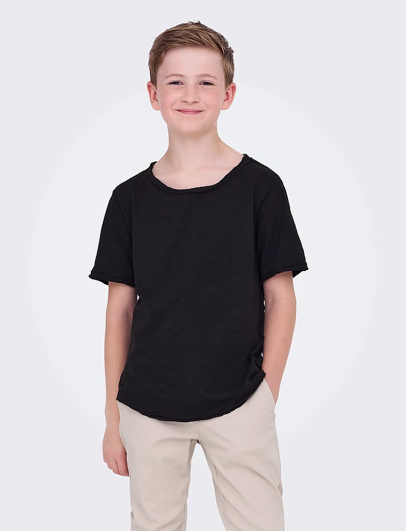 ONLY & SONS - OSJBENNE LONGY SS TEE JRS NOOS - kortärmade t-shirts - black - 0