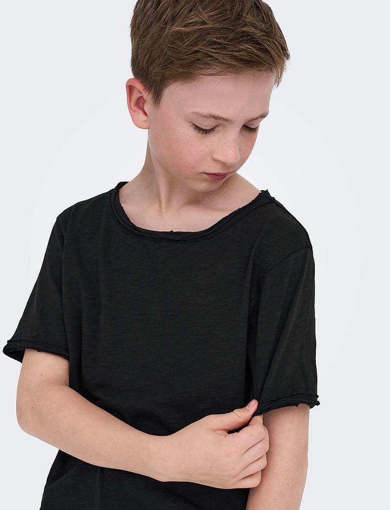 ONLY & SONS - OSJBENNE LONGY SS TEE JRS NOOS - kortärmade t-shirts - black - 4