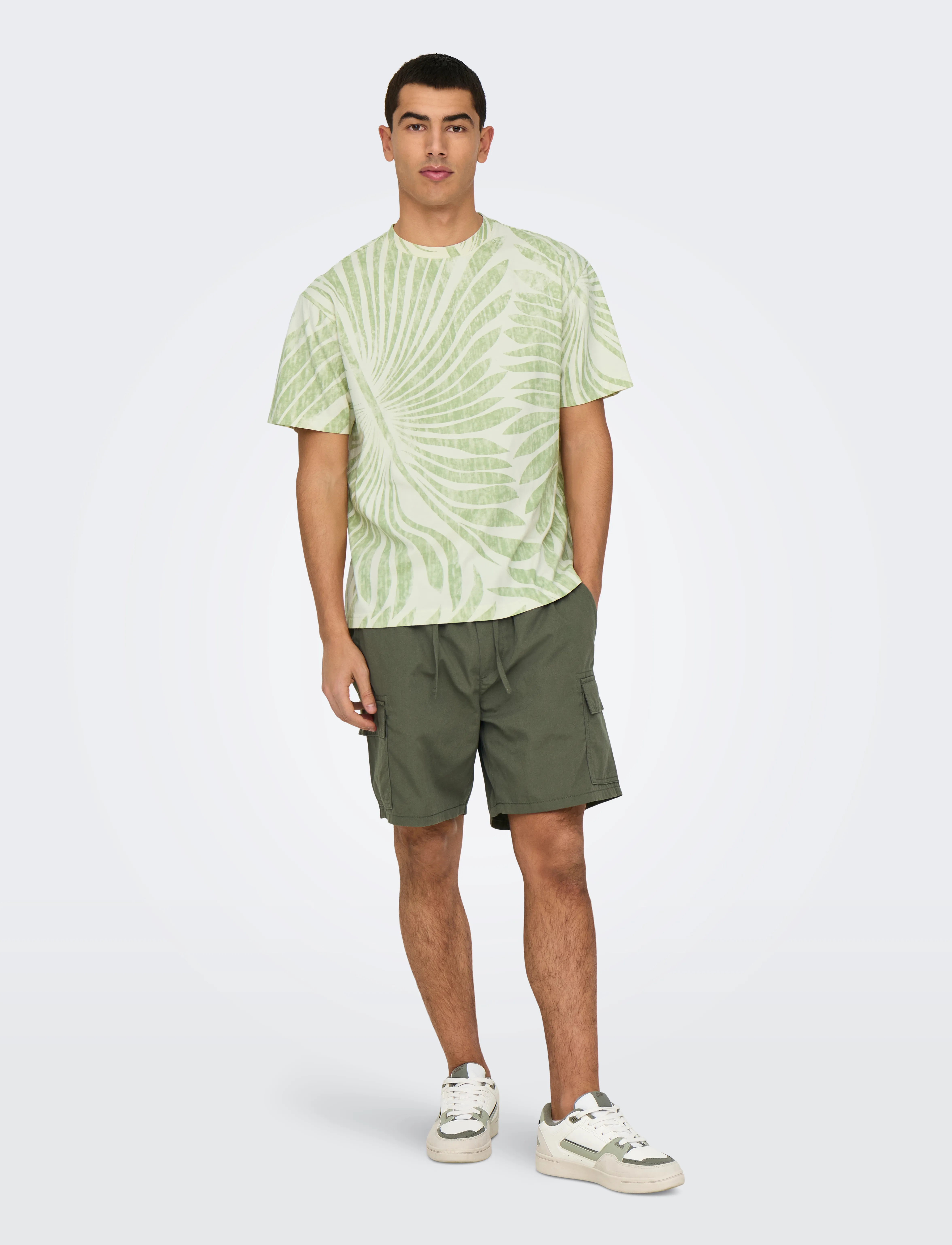 ONLY & SONS - ONSZEKE LIFE REG WASHED SS AOP TEE - egret - 5