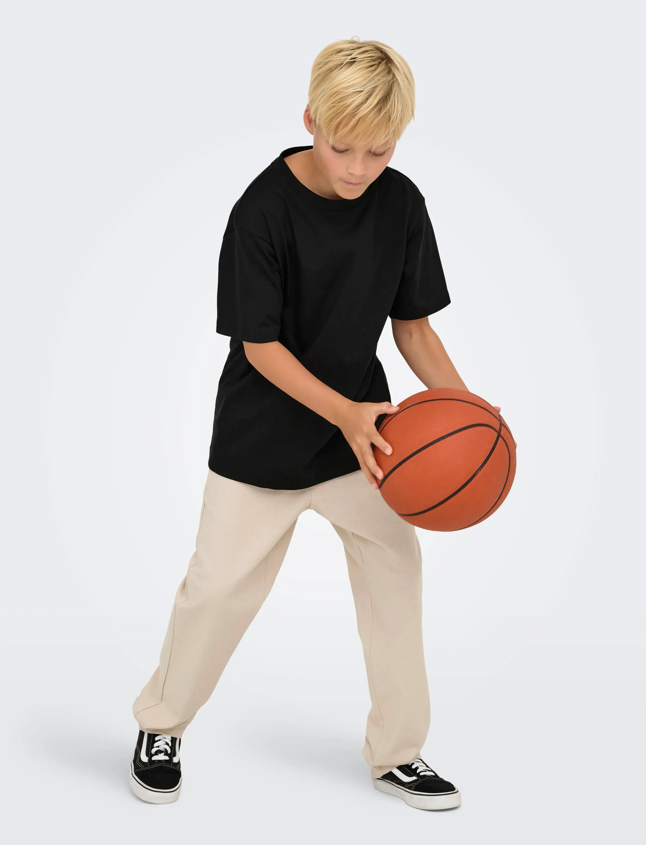 ONLY & SONS - OSJFRED LIFE RLX SS TEE JRS NOOS - kurzärmelige - black - 4