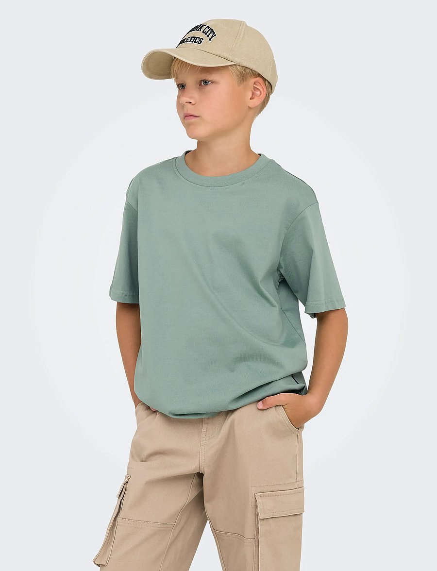 ONLY & SONS - OSJFRED LIFE RLX SS TEE JRS NOOS - kortermede t-skjorter - chinois green - 0