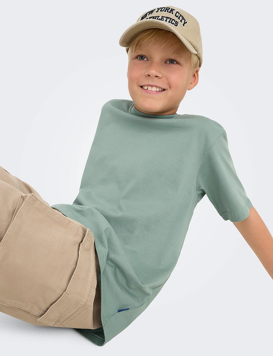 ONLY & SONS - OSJFRED LIFE RLX SS TEE JRS NOOS - kortermede t-skjorter - chinois green - 4