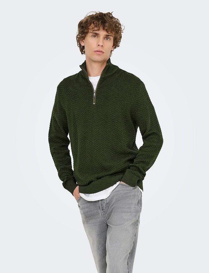 ONLY & SONS - ONSMACE REG HERRINGBONE HALF ZIP KNIT NS - pullover mit halbem reißverschluss - olive night - 0