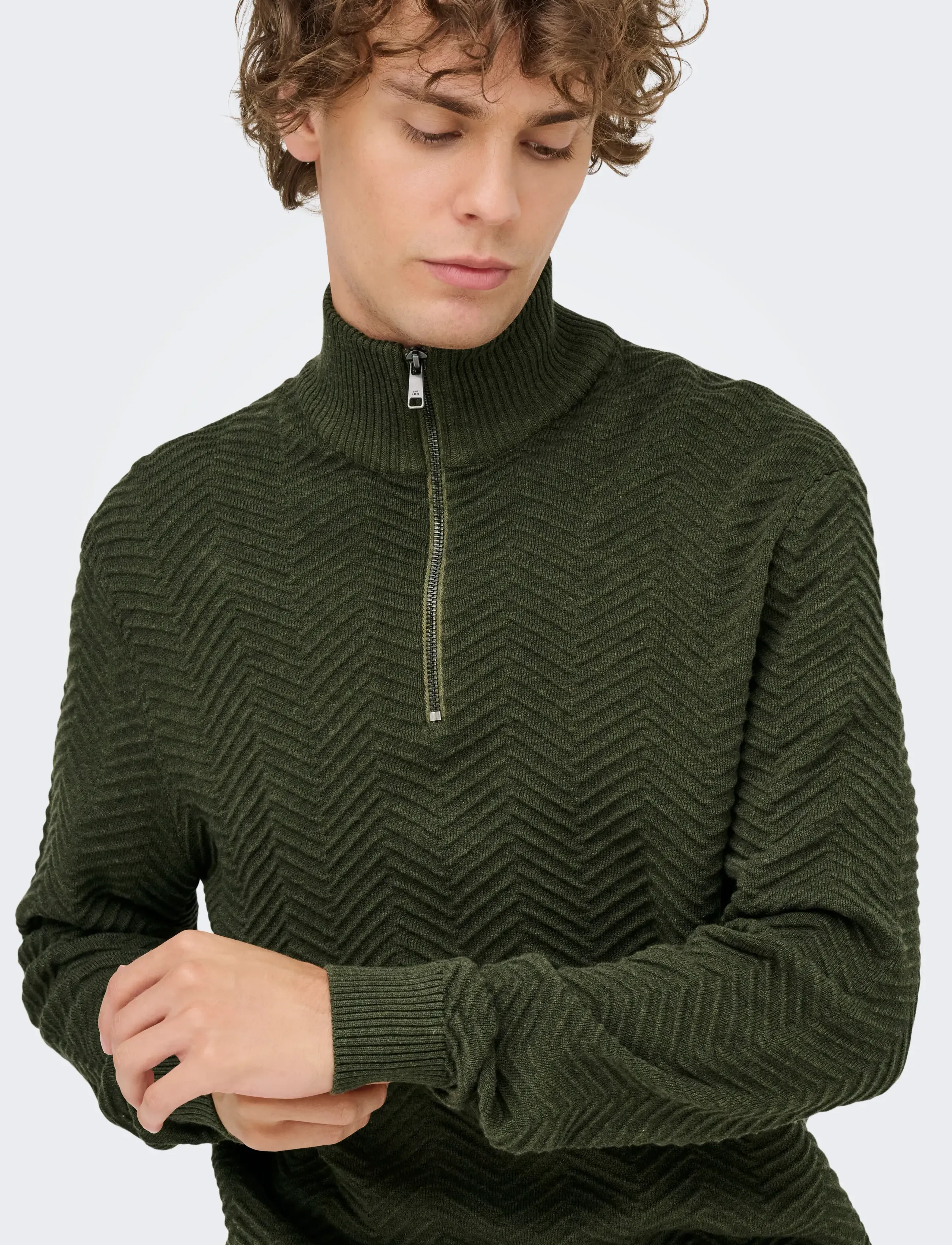 ONLY & SONS - ONSMACE REG HERRINGBONE HALF ZIP KNIT NS - half zip-tröjor - olive night - 5