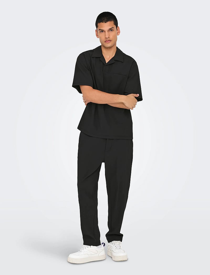 ONLY & SONS - ONSPLI PLISSE CROPPED DILO PANT - tapered jeans - jet black - 5